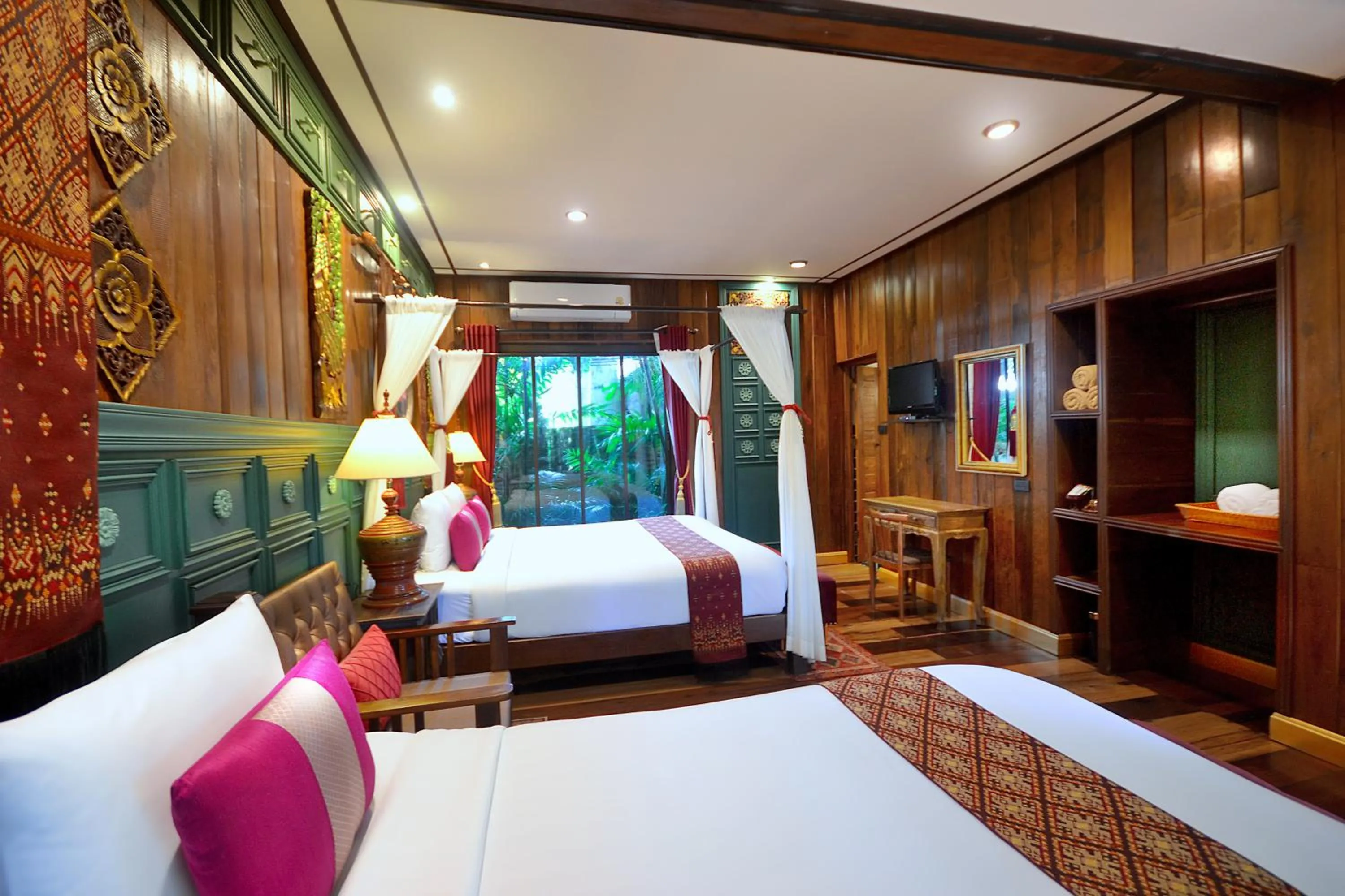 Bed in Thai Thai Sukhothai Resort