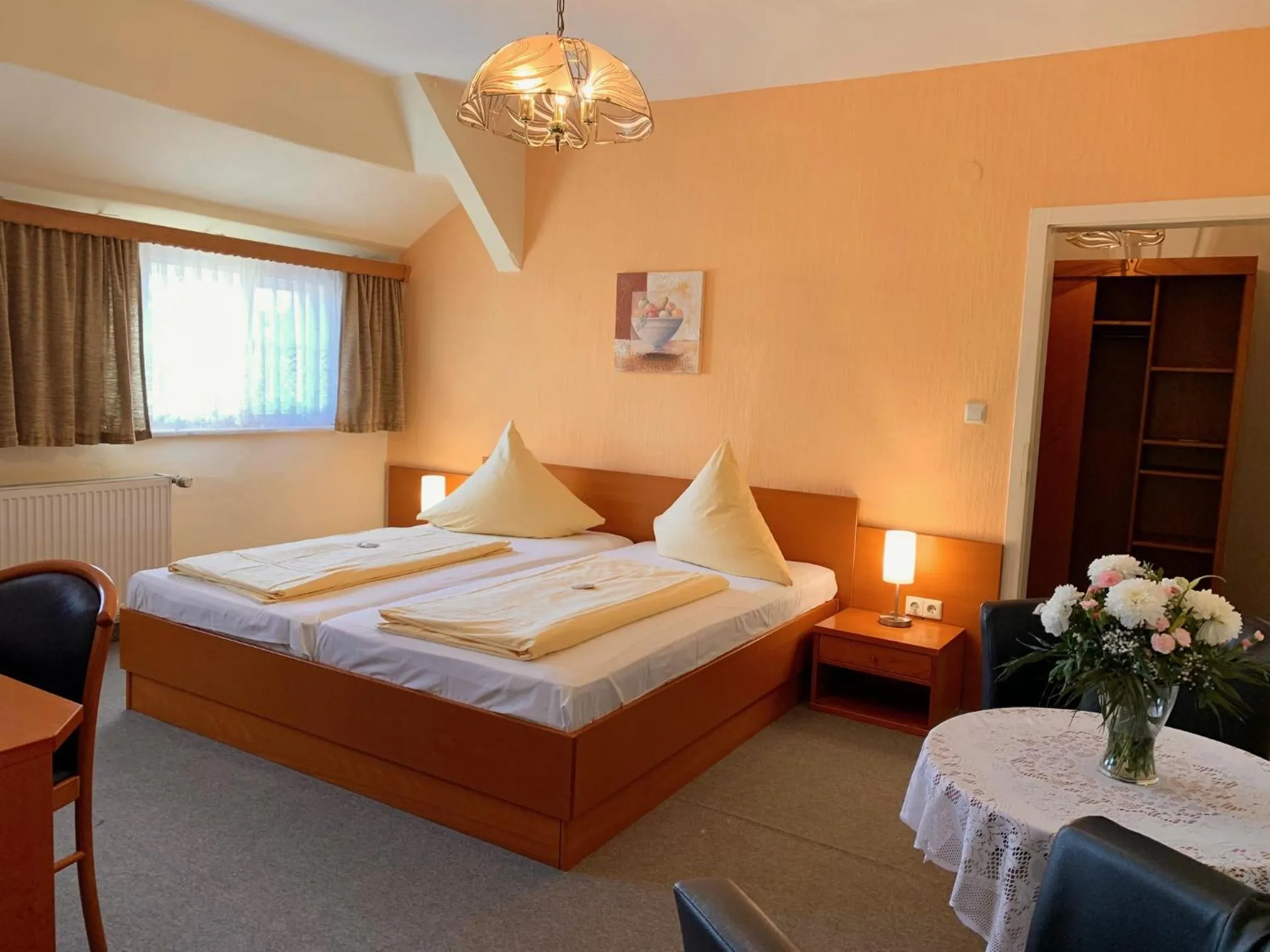 Photo of the whole room, Bed in Parkhotel Pretzsch