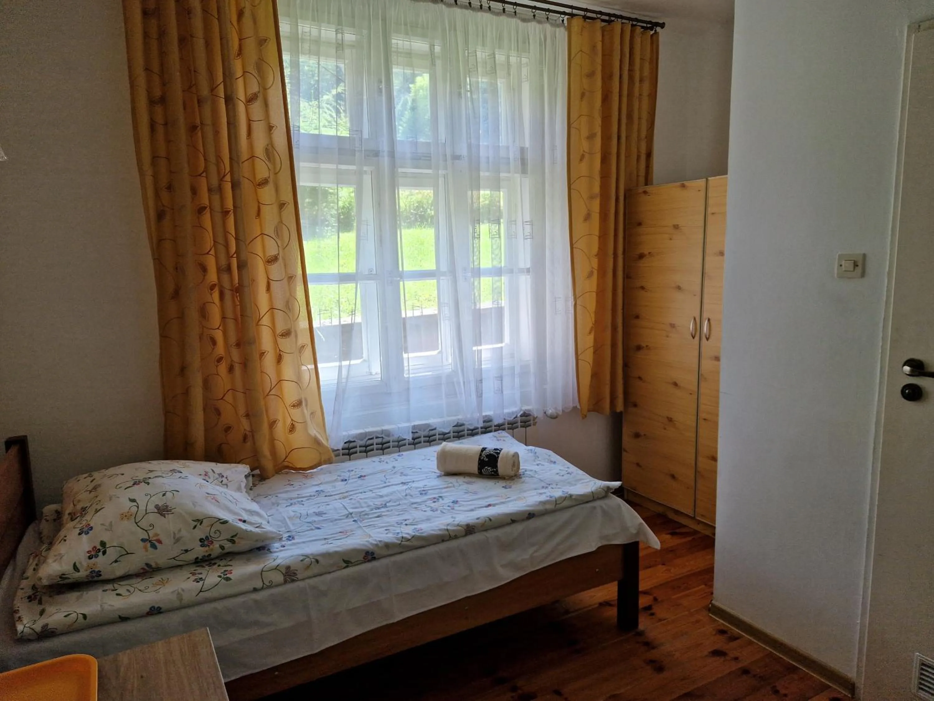 Photo of the whole room, Bed in Willa Pod Piórem