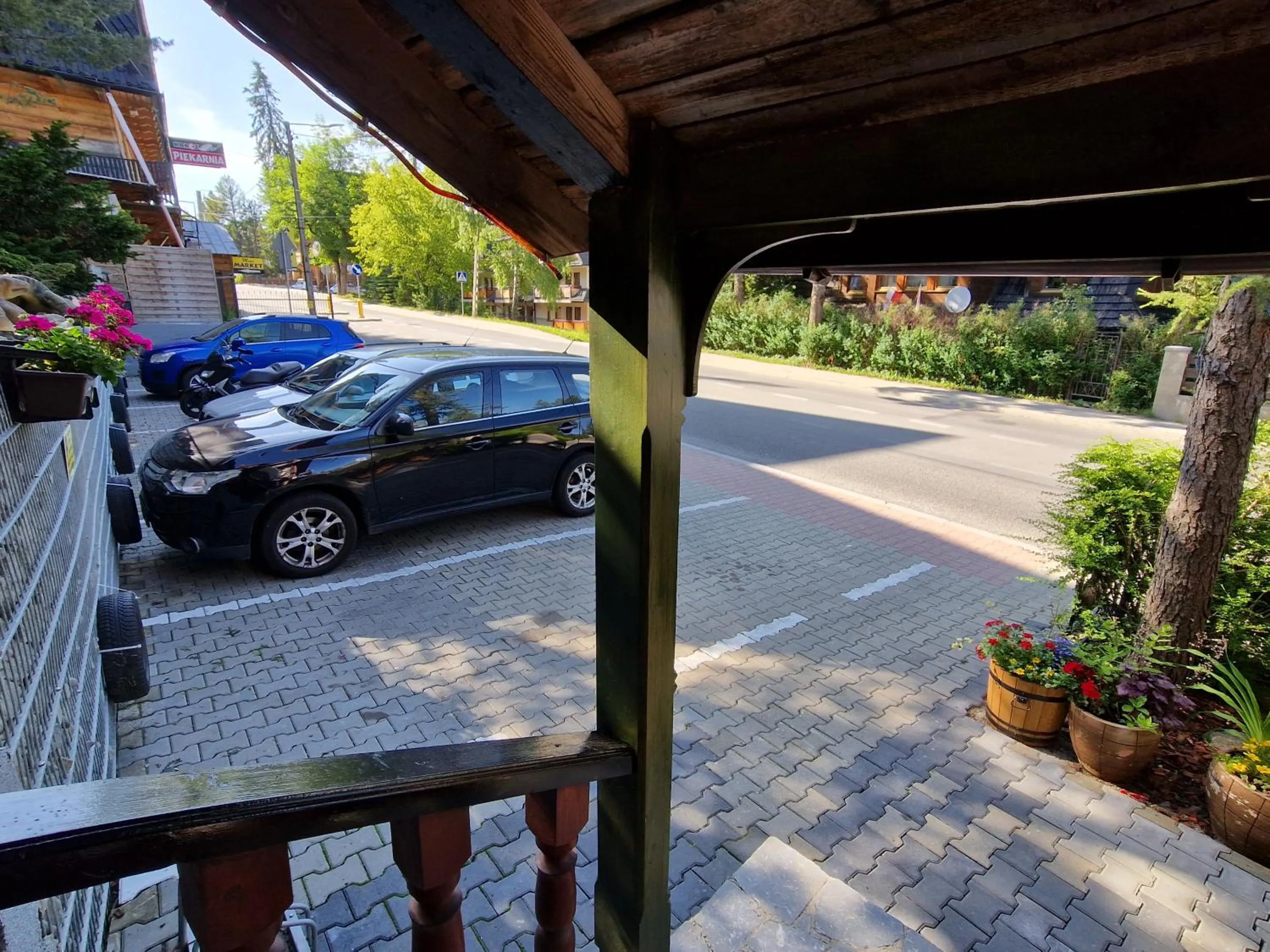 Parking in Willa Pod Piórem