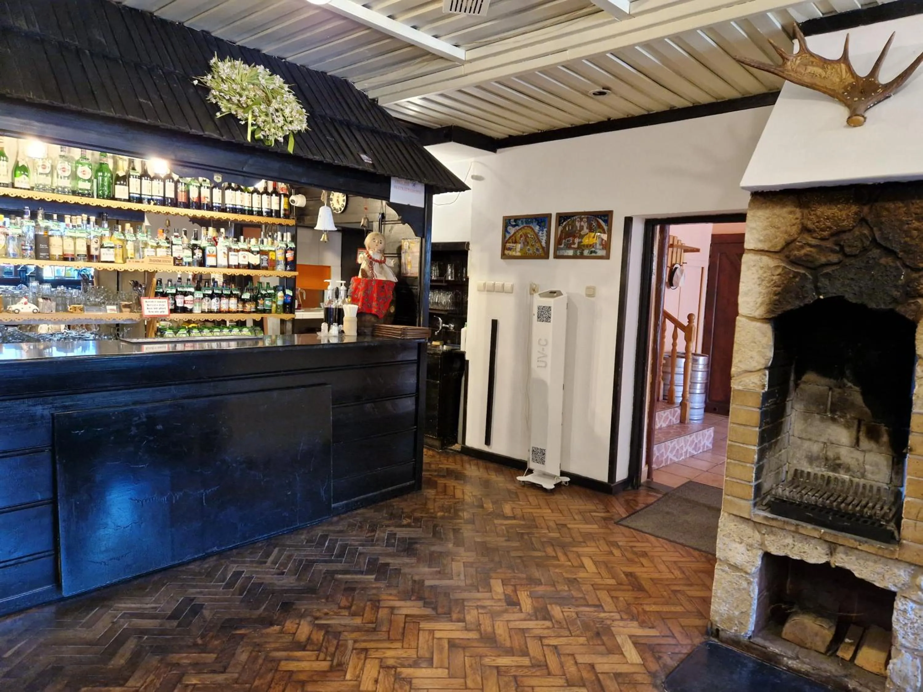 Restaurant/places to eat in Willa Pod Piórem