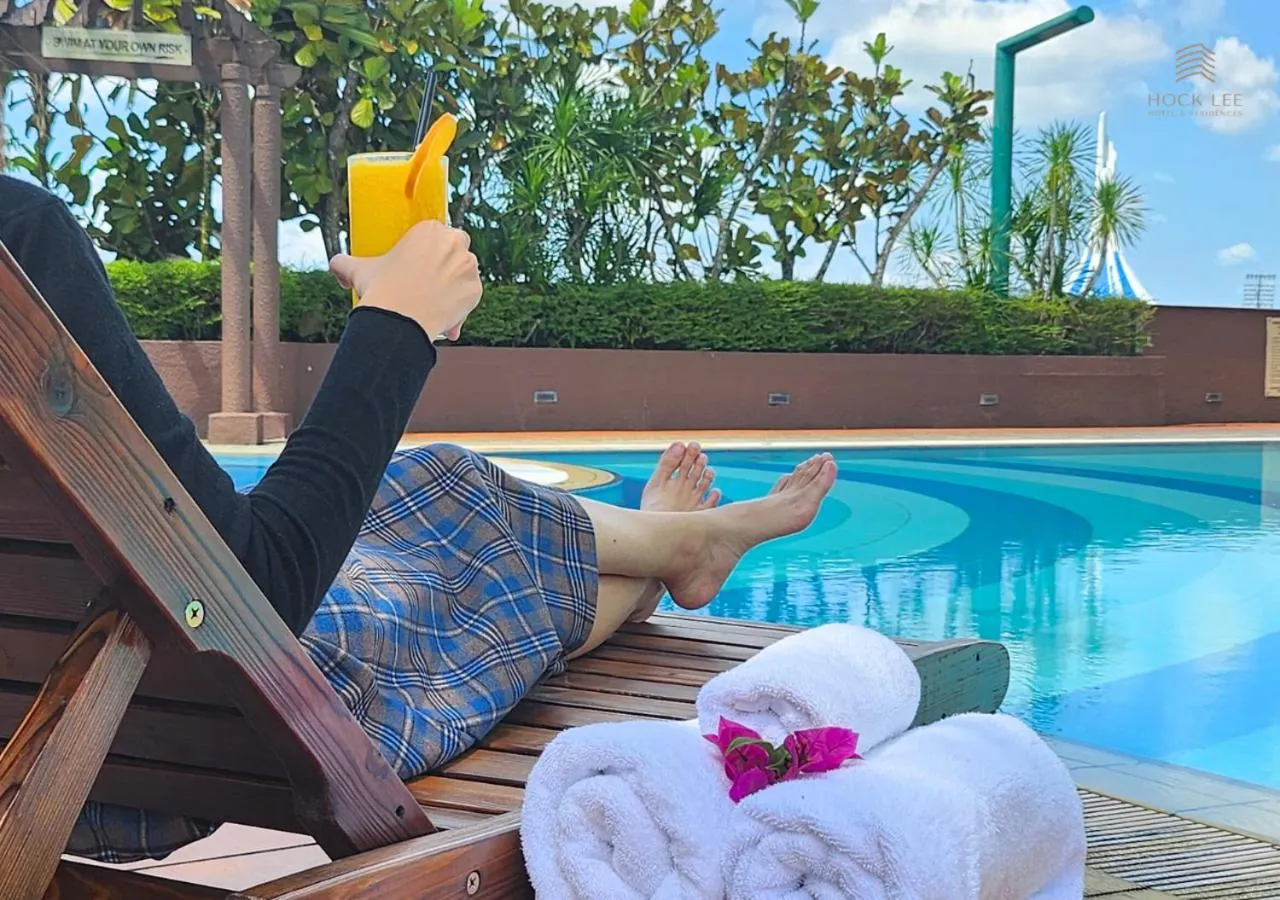 Swimming pool in Hock Lee Hotel & Residences
