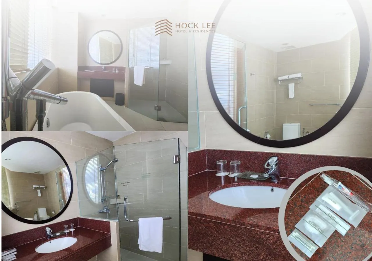 Shower in Hock Lee Hotel & Residences