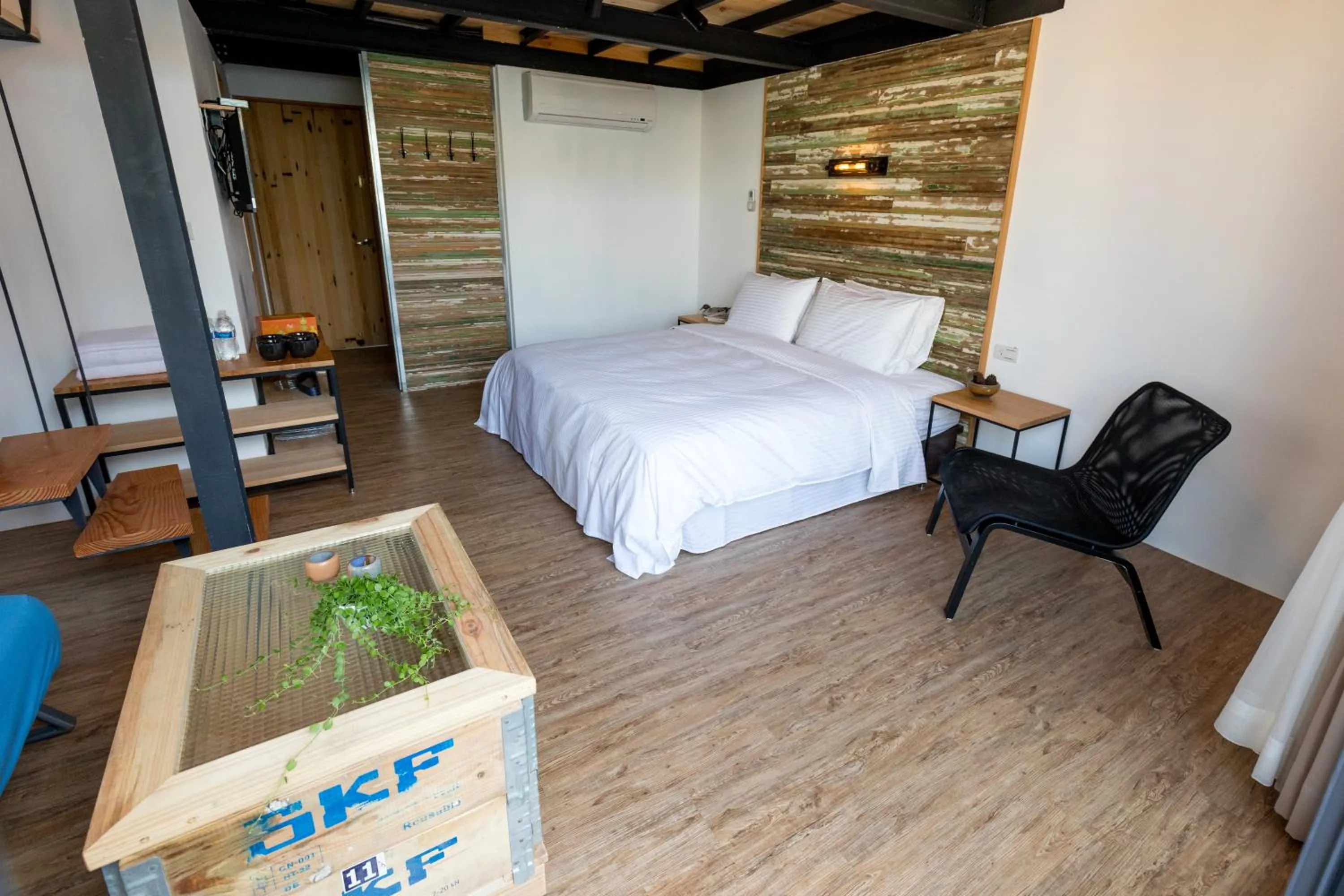 Deluxe Queen Room with Two Queen Beds in Atreeium