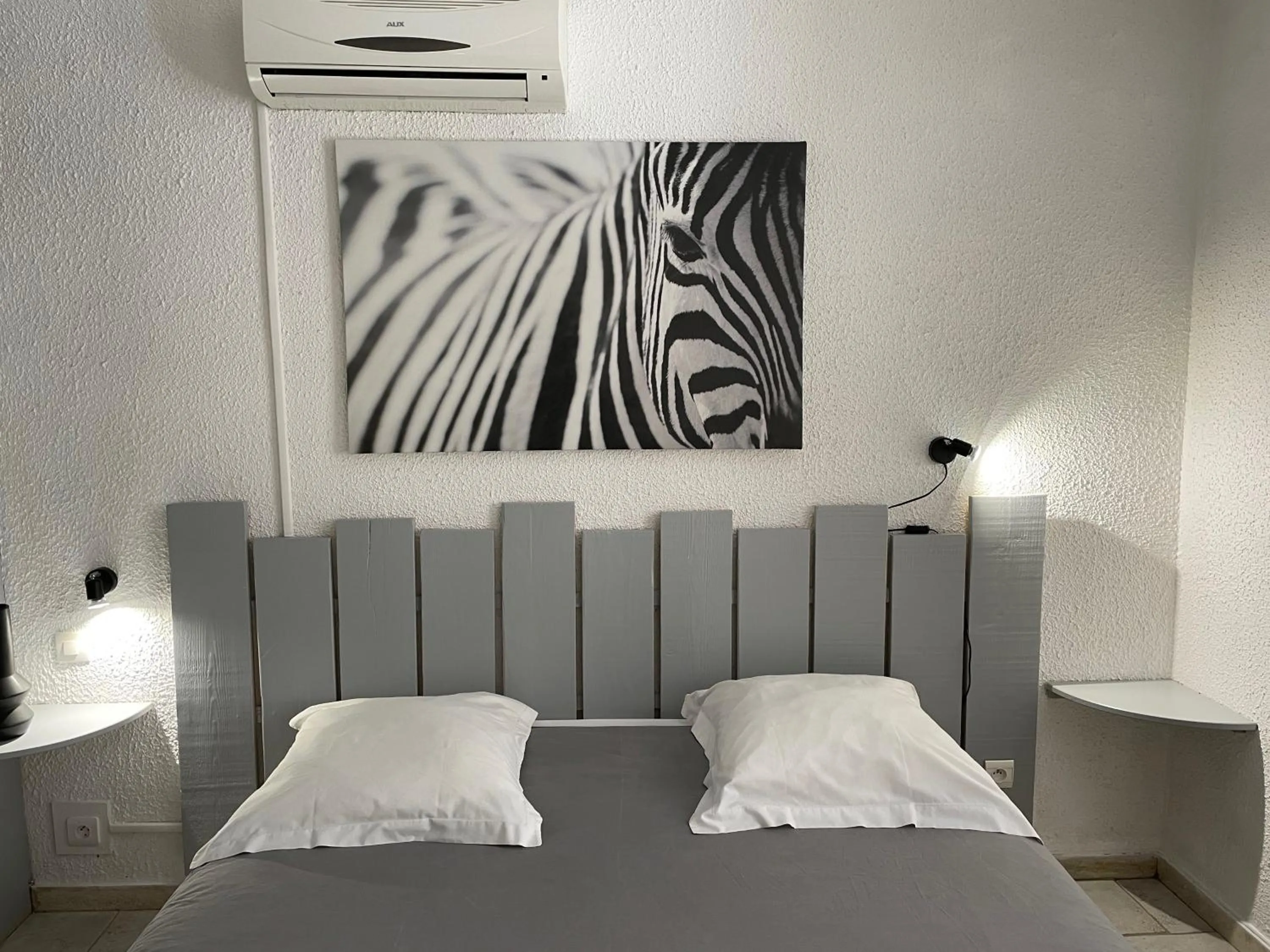 Bedroom, Bed in Hotel L'Orangeraie