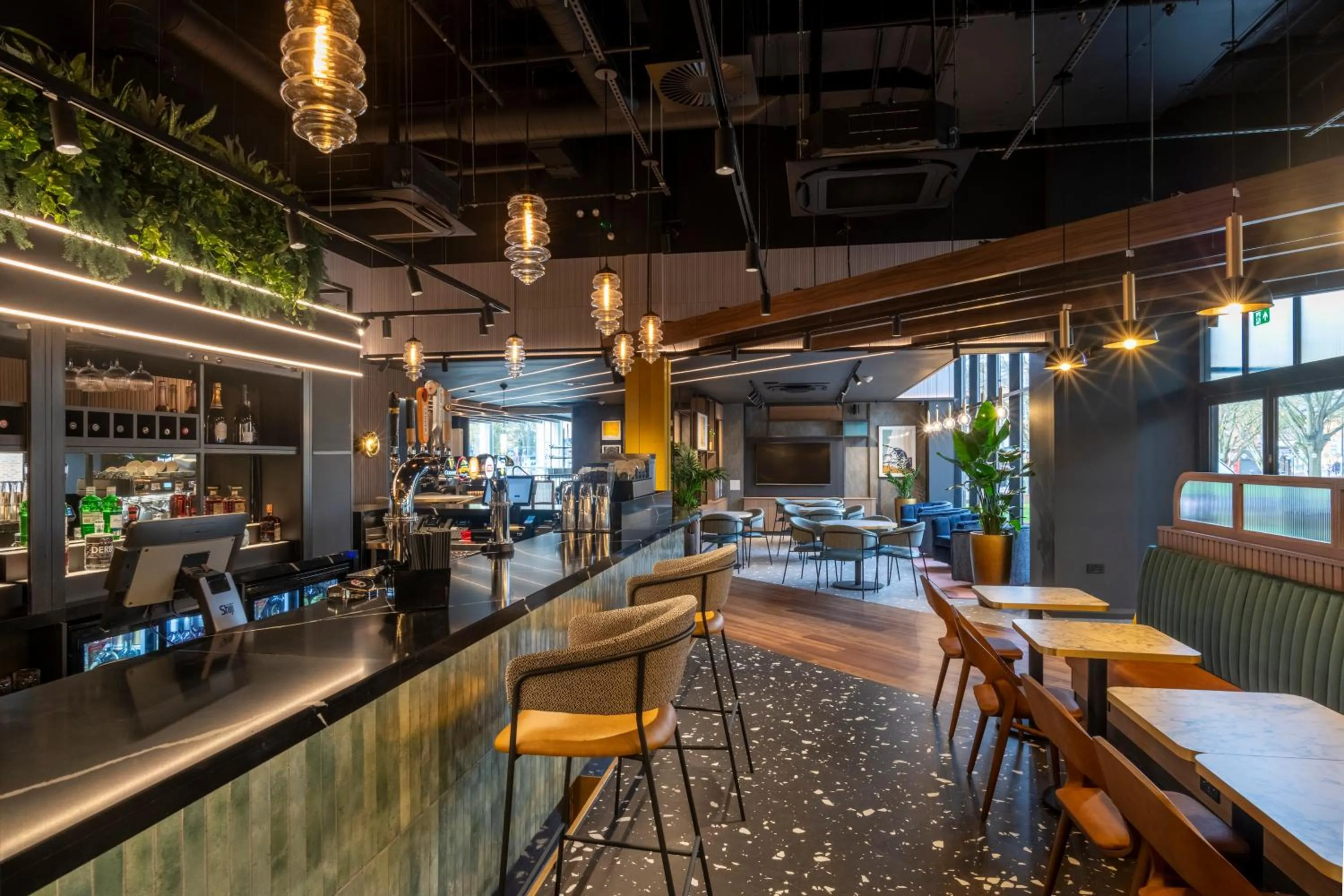 Lobby or reception in Holiday Inn Derby Riverlights by IHG