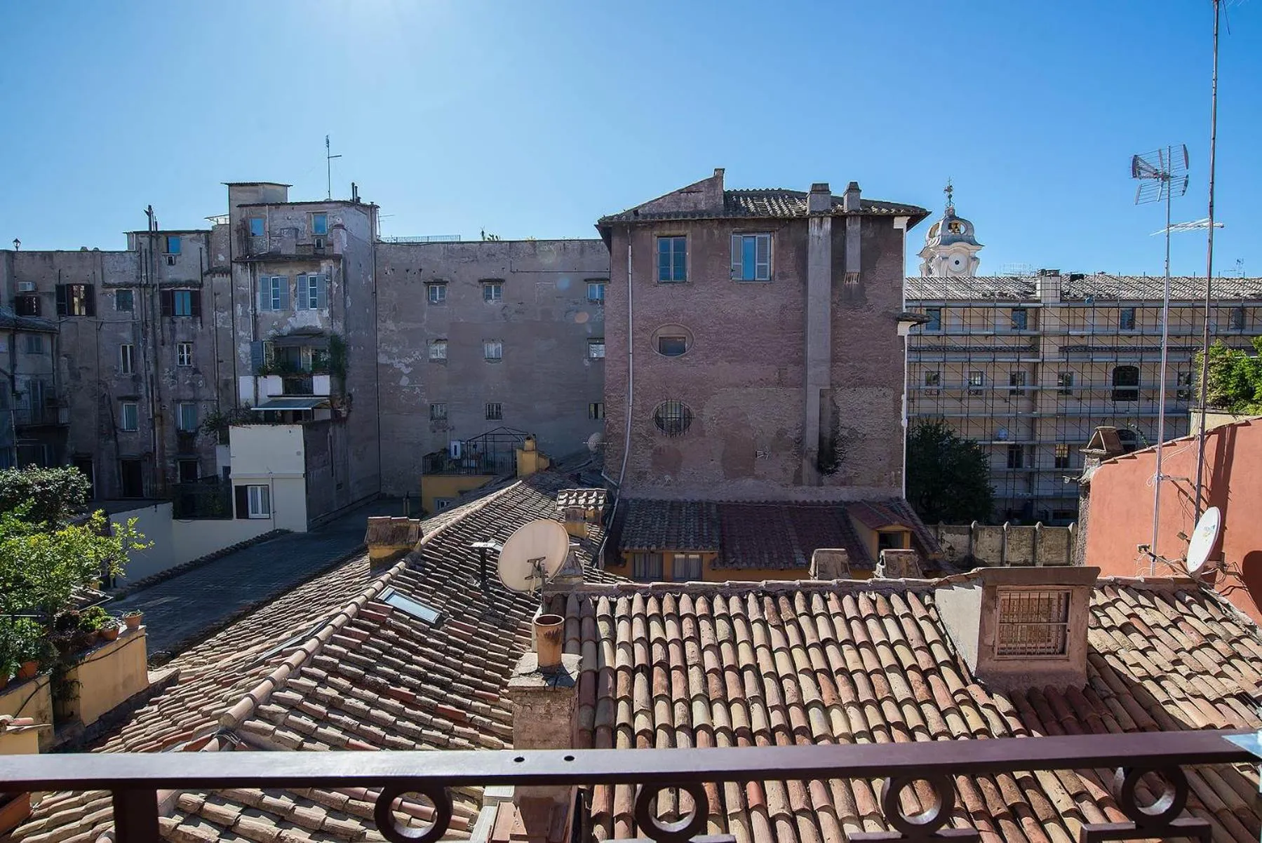 Balcony/Terrace in Navona Essence Hotel