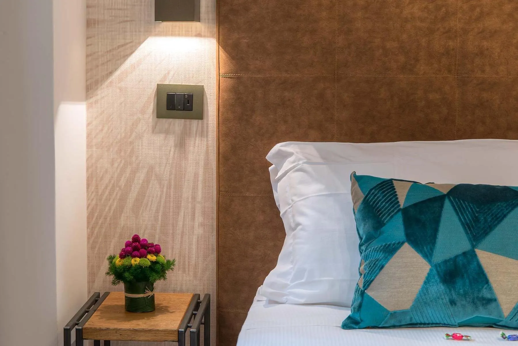 Decorative detail, Bed in Navona Essence Hotel