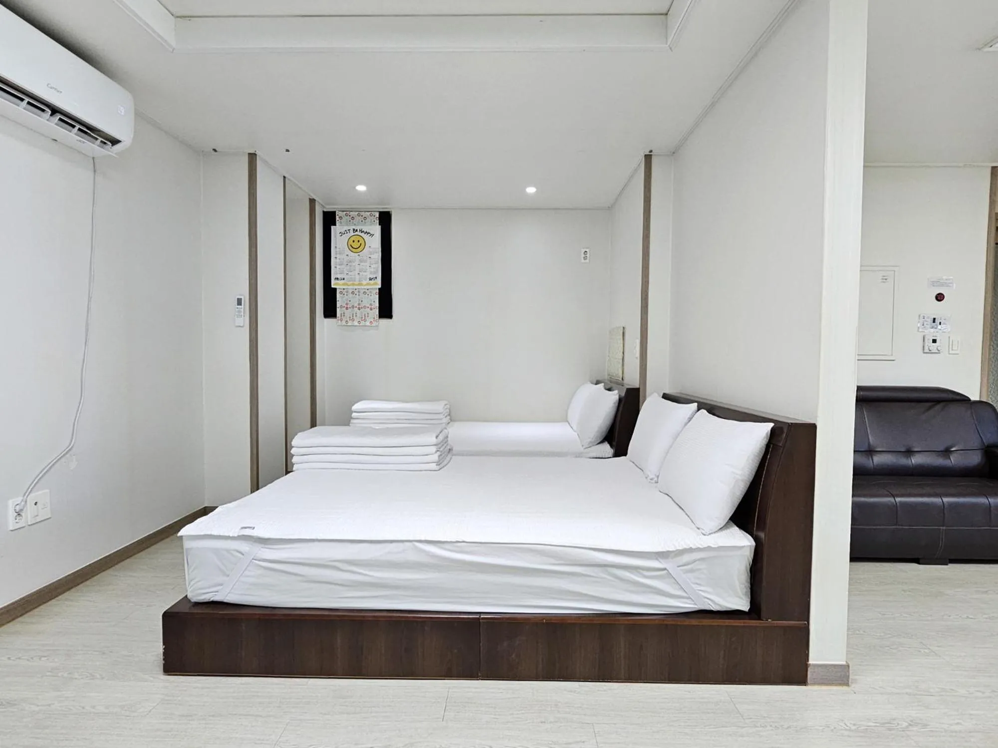 Bed in Seongsan Morning Sunset