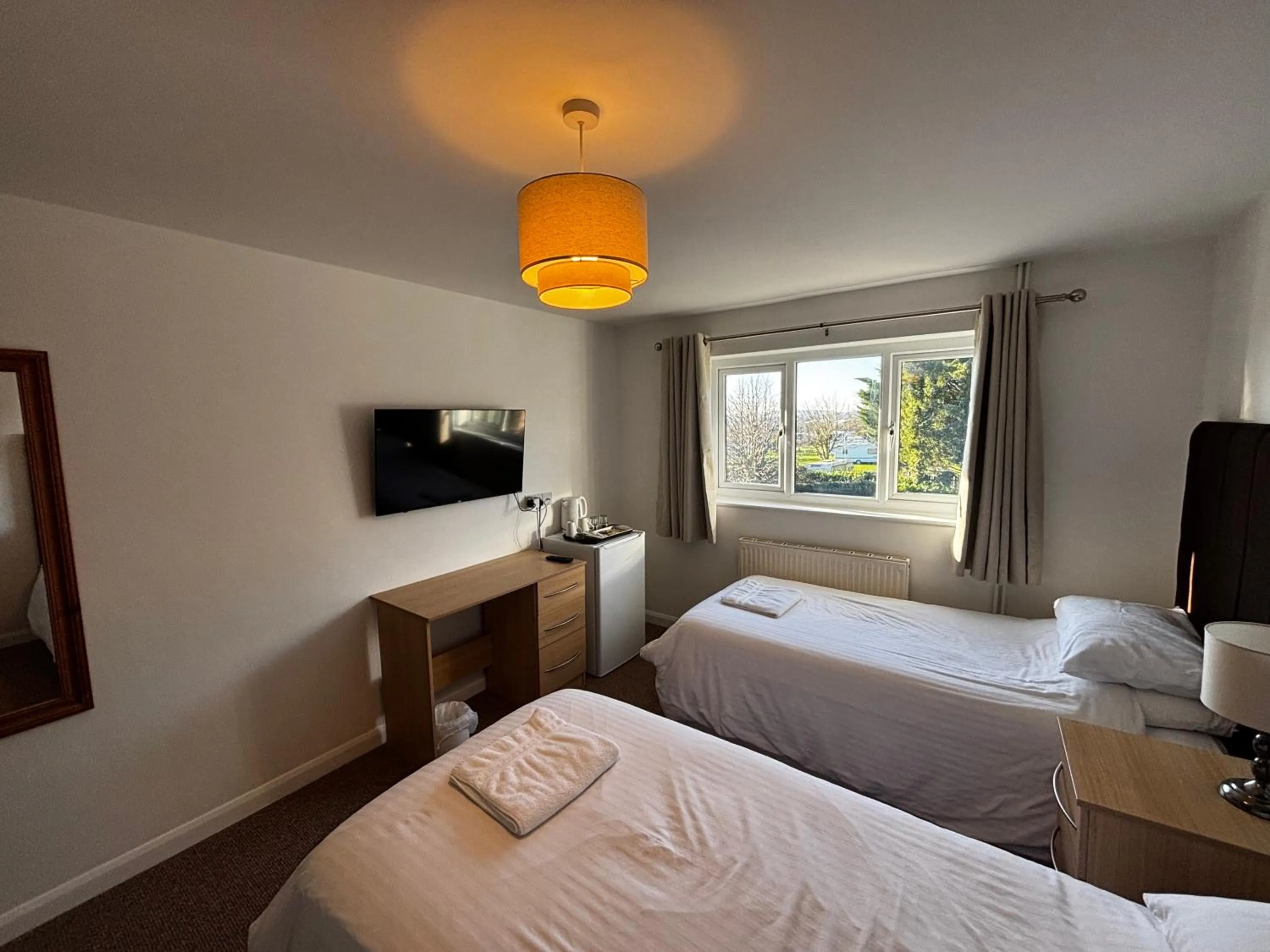 Bed in Smithaleigh Farm Rooms and Apartments