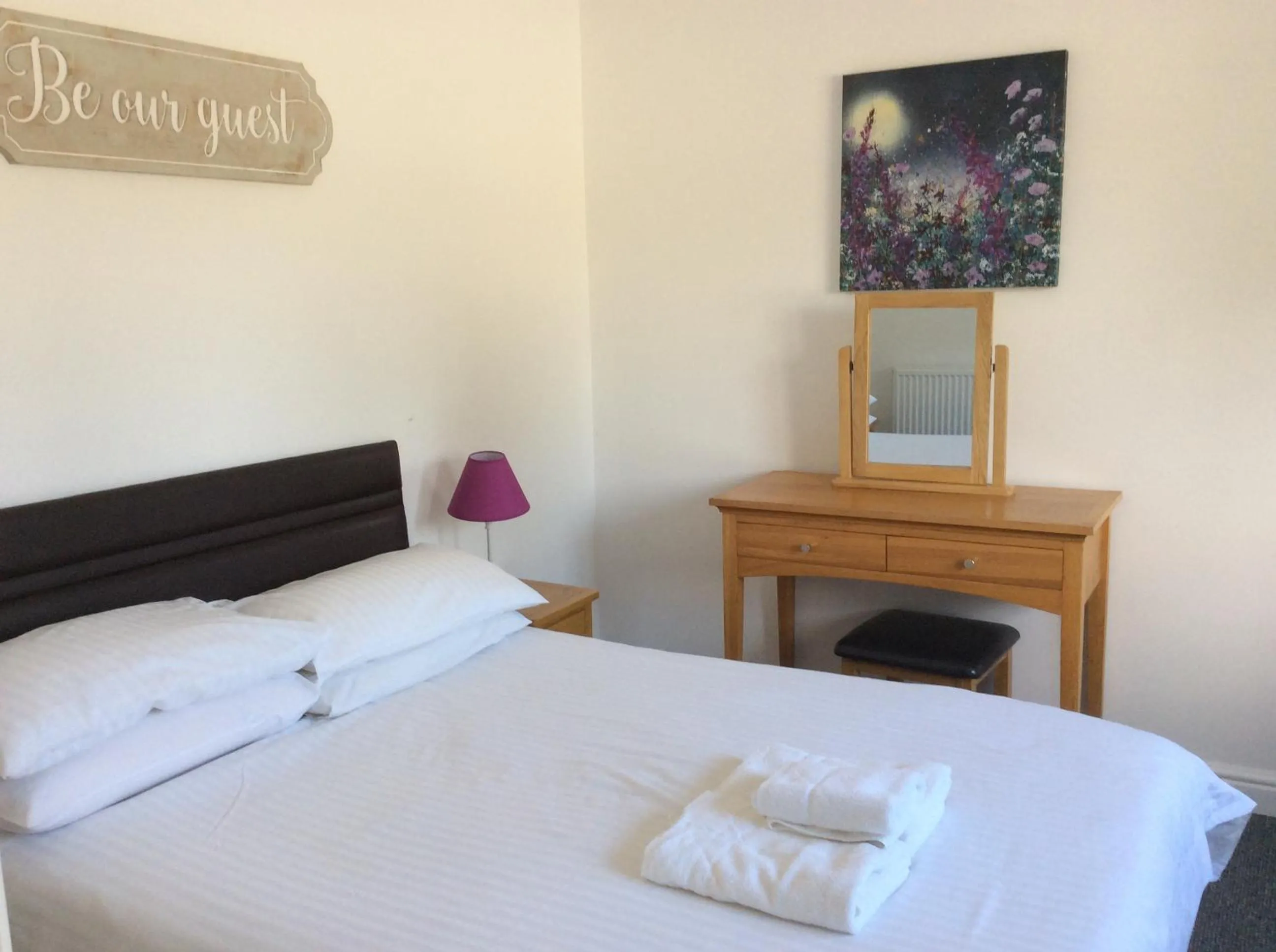 Bed in Smithaleigh Farm Rooms and Apartments