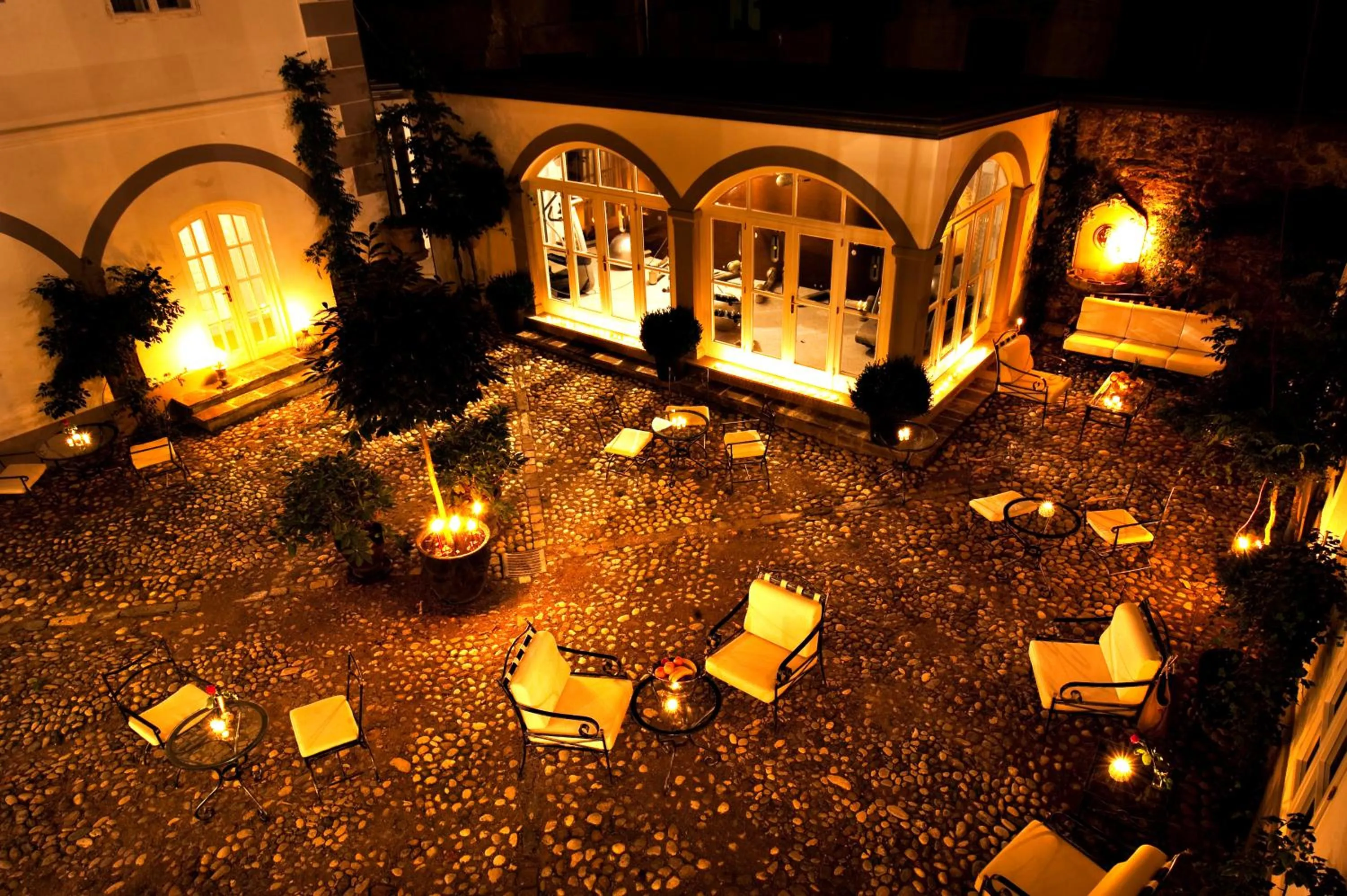 Garden in Antiq Palace - Historic Hotels of Europe