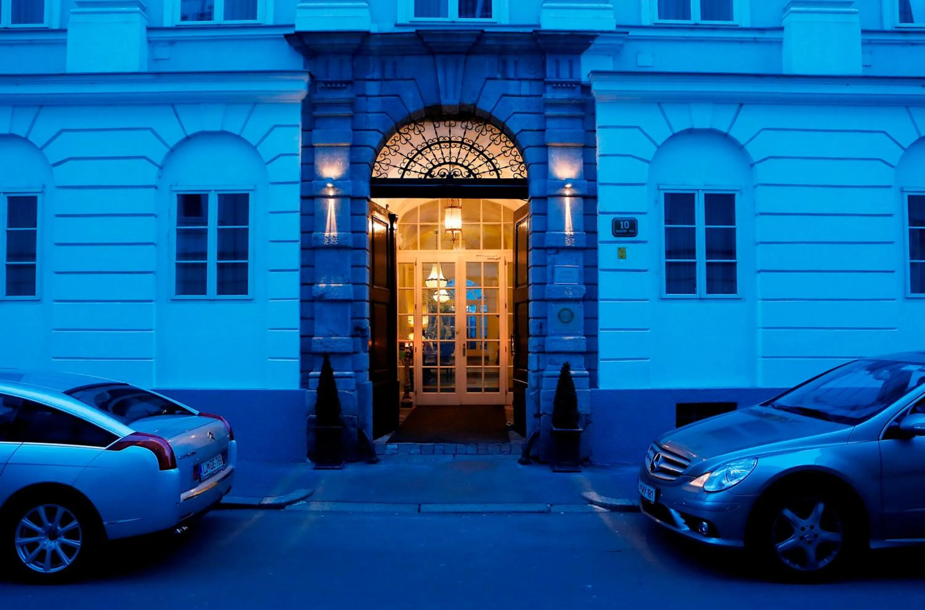 Facade/entrance in Antiq Palace - Historic Hotels of Europe