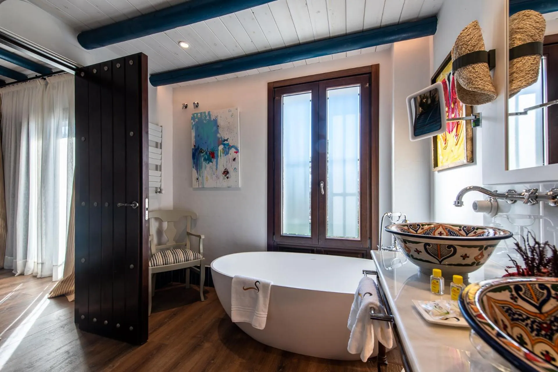 Bathroom in Hotel La Malvasía