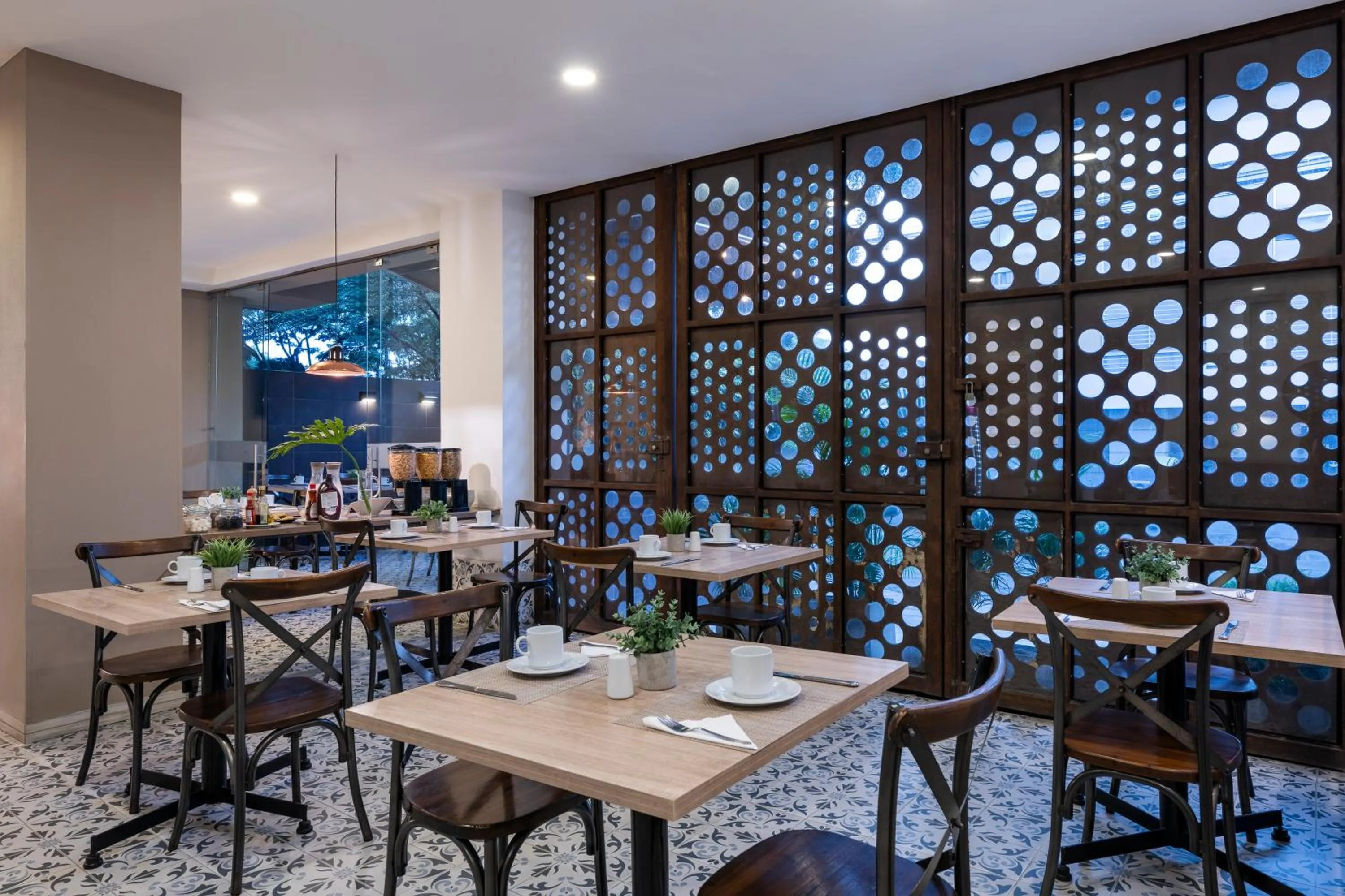 Breakfast in Hotel MS Pacifico Chipichape