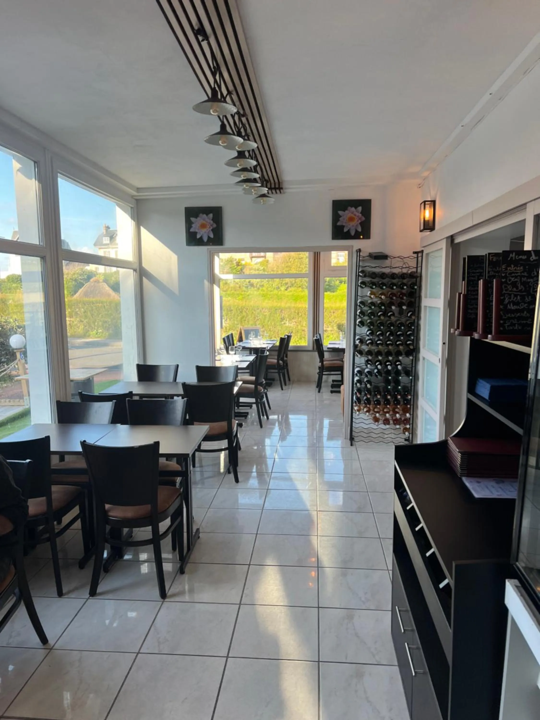 Restaurant/places to eat in Hotel Des Bains