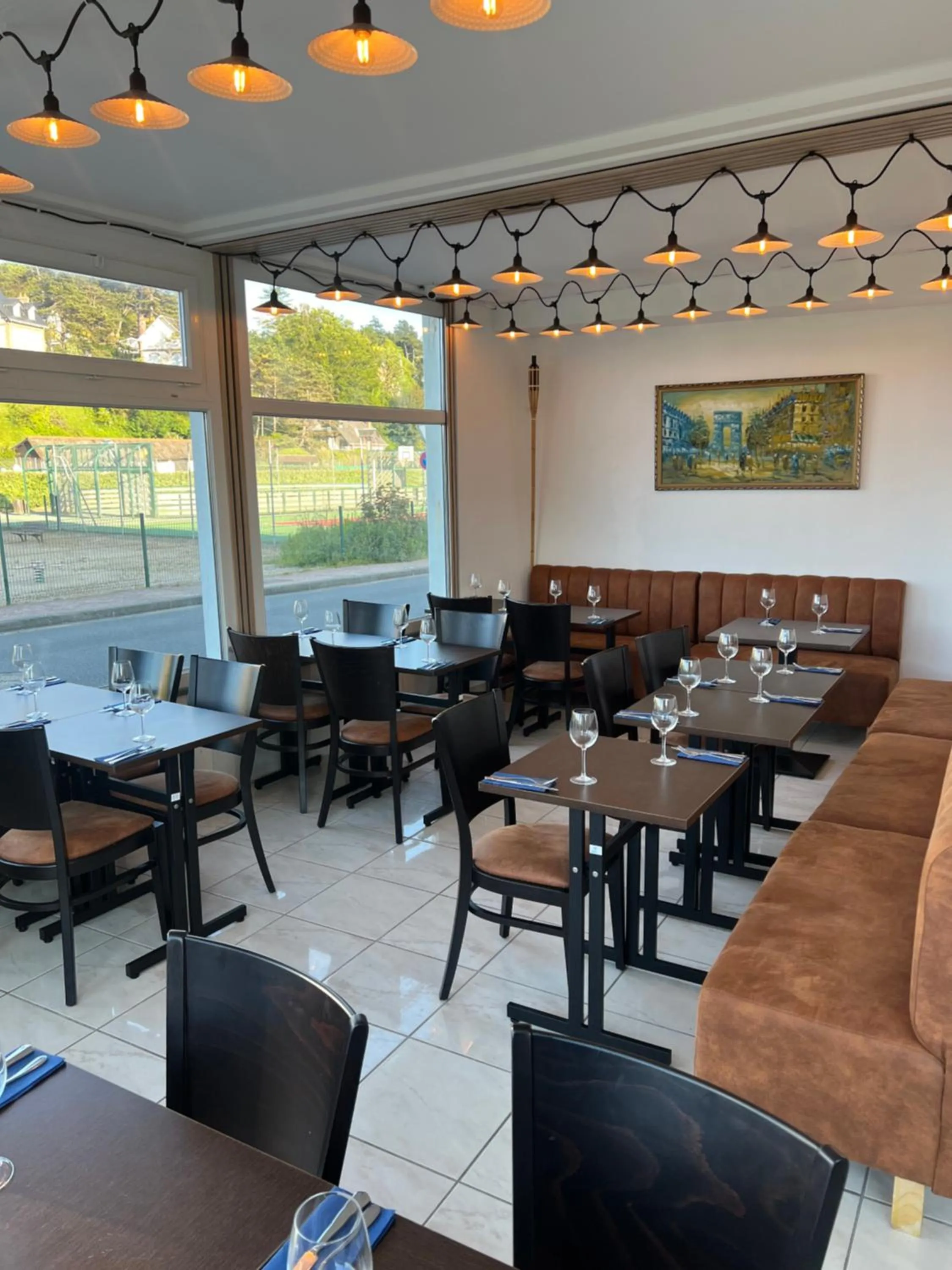 Restaurant/places to eat in Hotel Des Bains