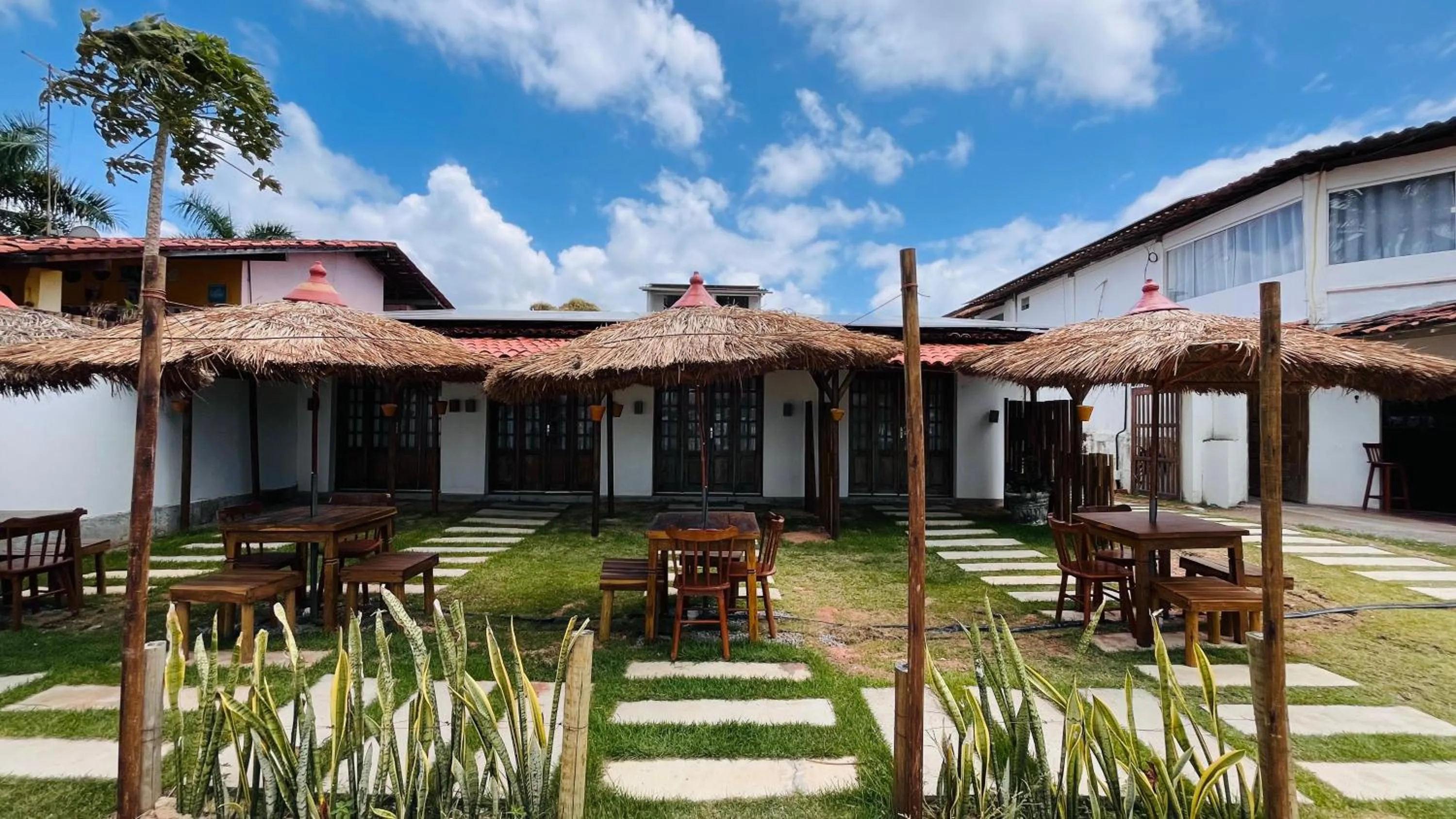 Property building in Pousada Enero