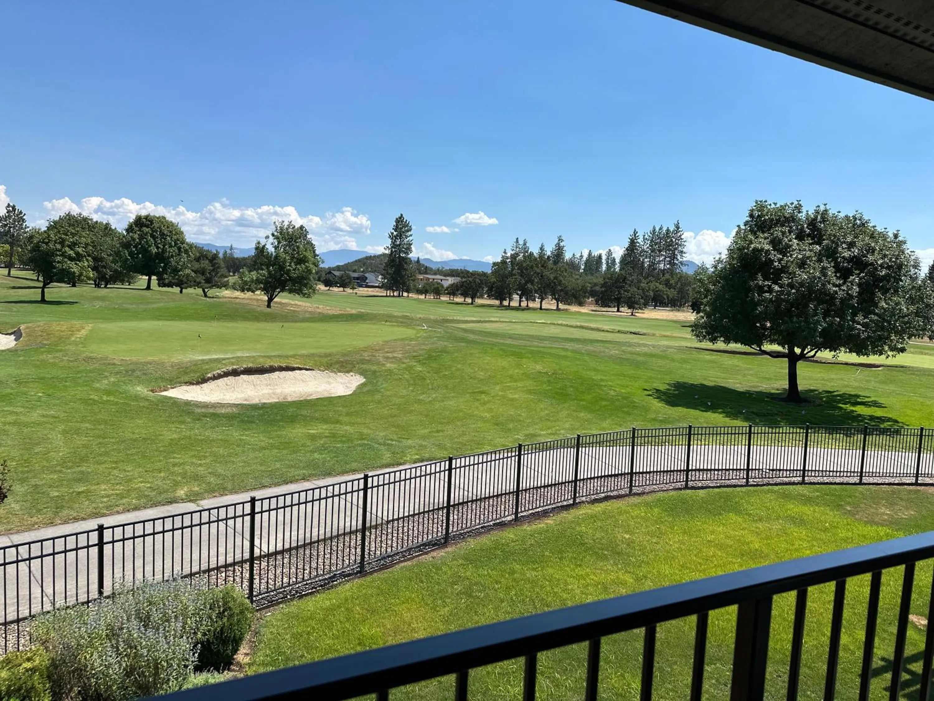 Resort at Eagle Point Golf Club Lodging