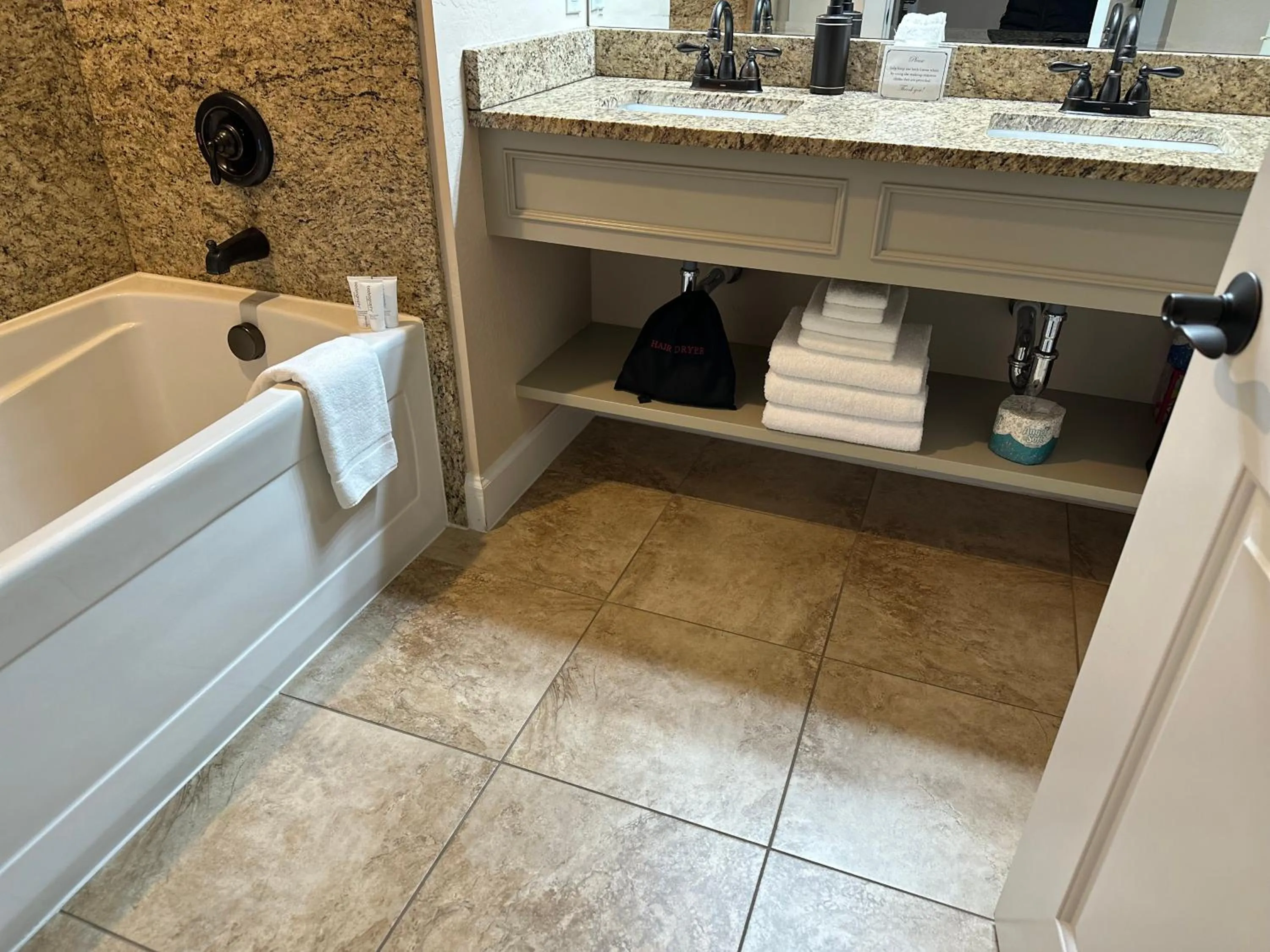 Bathroom in Resort at Eagle Point Golf Club Lodging