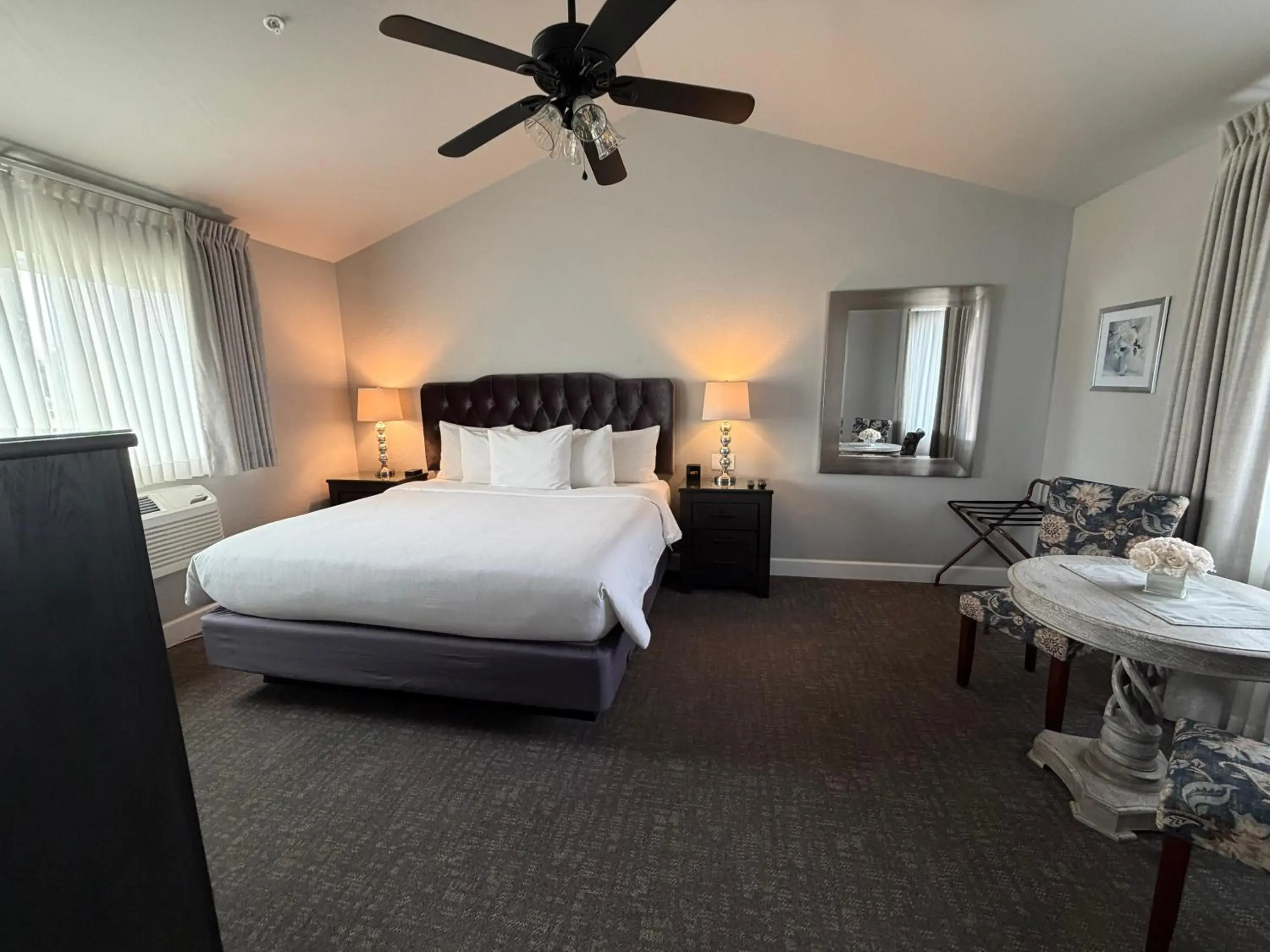 Executive Suite in Resort at Eagle Point Golf Club Lodging Executive Suite in Resort at Eagle Point Golf Club Lodging