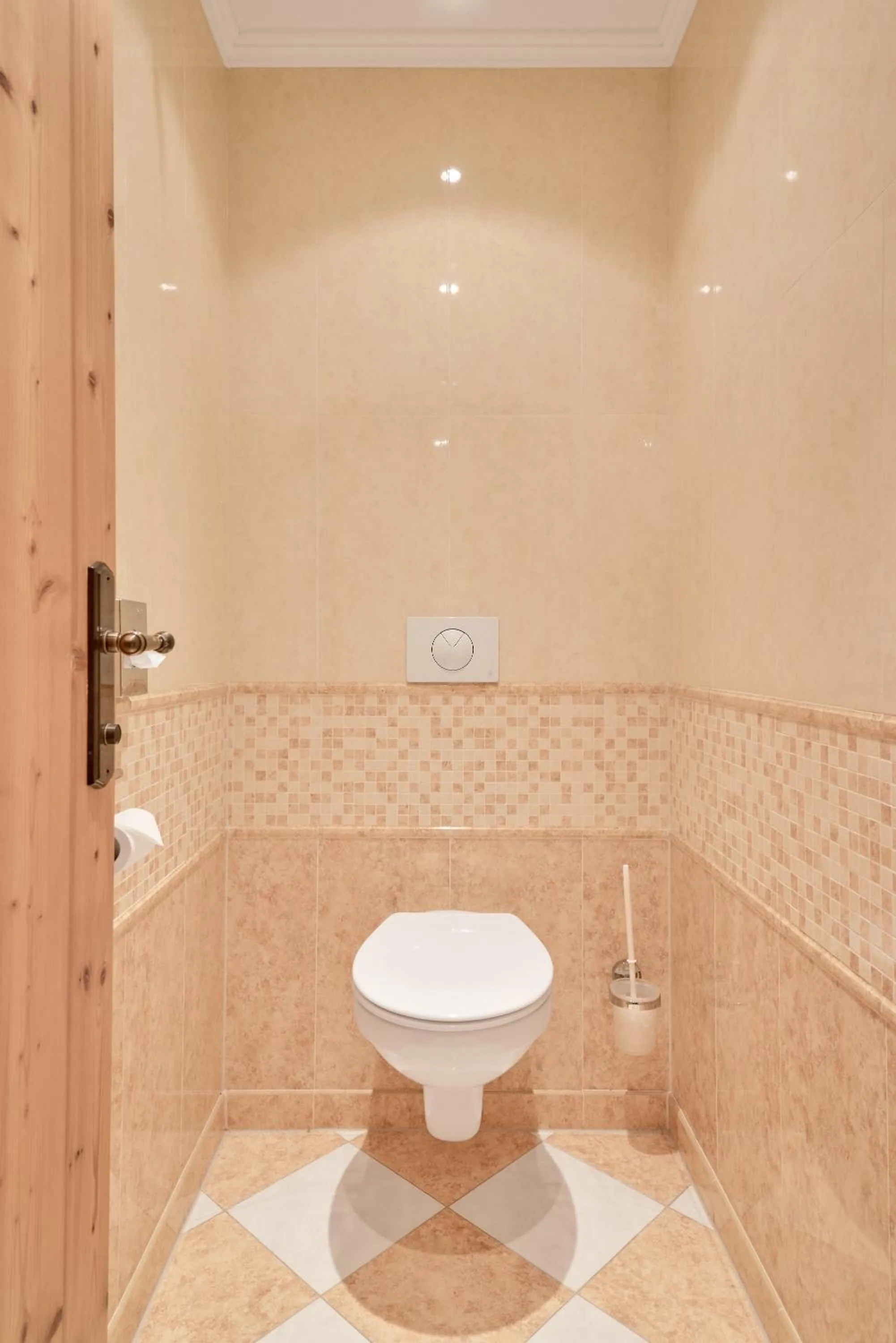 Bathroom in Riders In