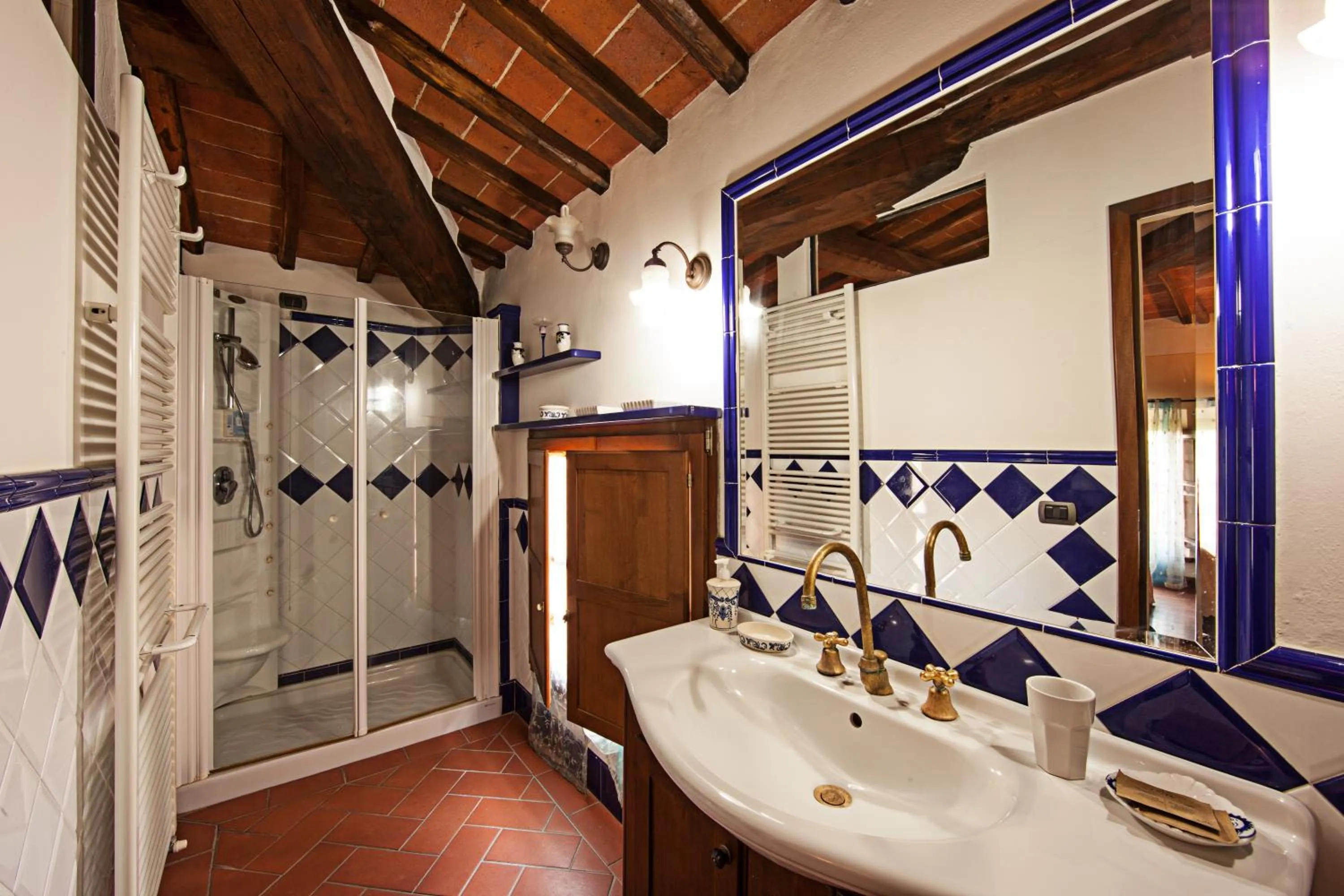 Bathroom in Fonte Del Castagno