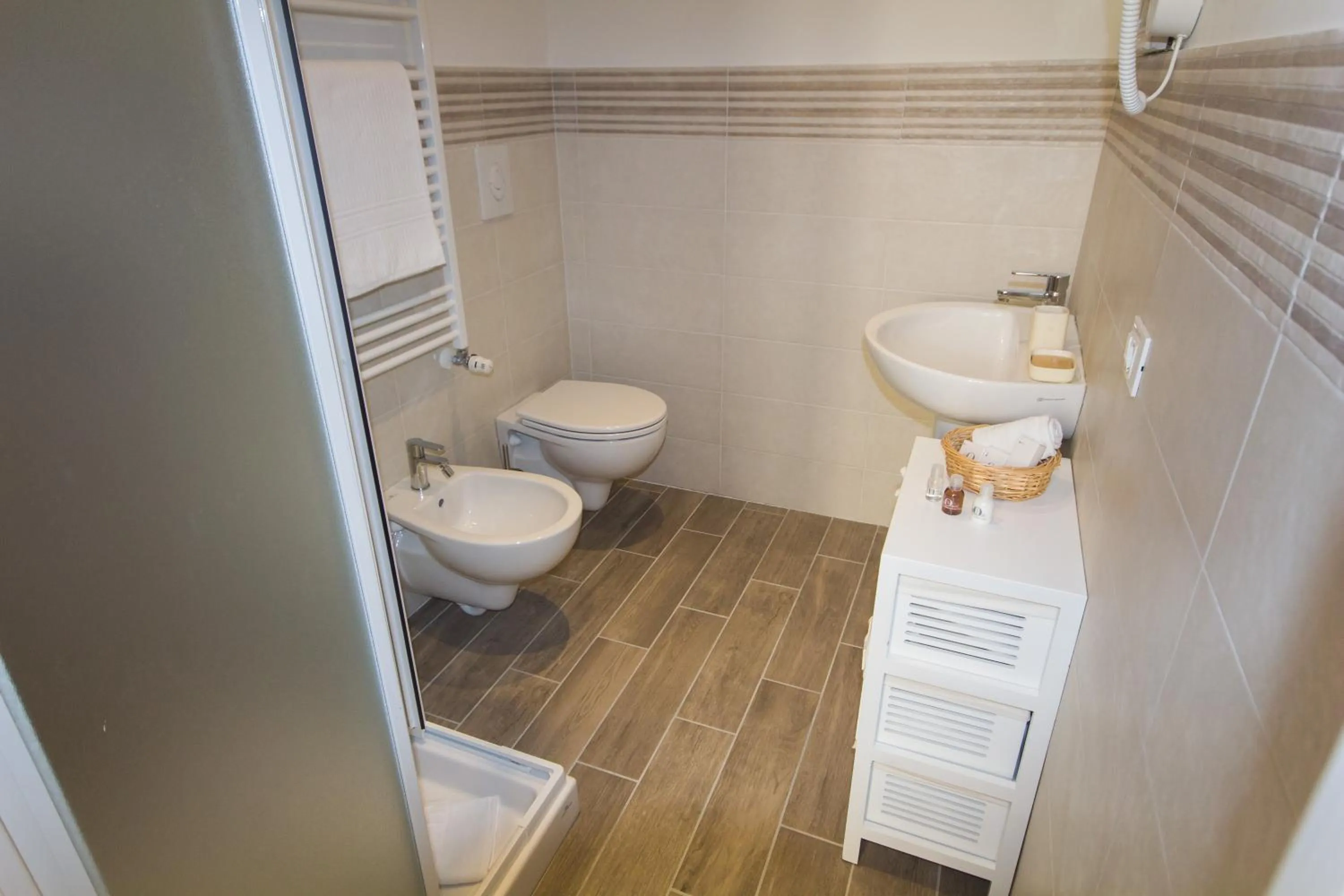 Shower in Emily Rooms