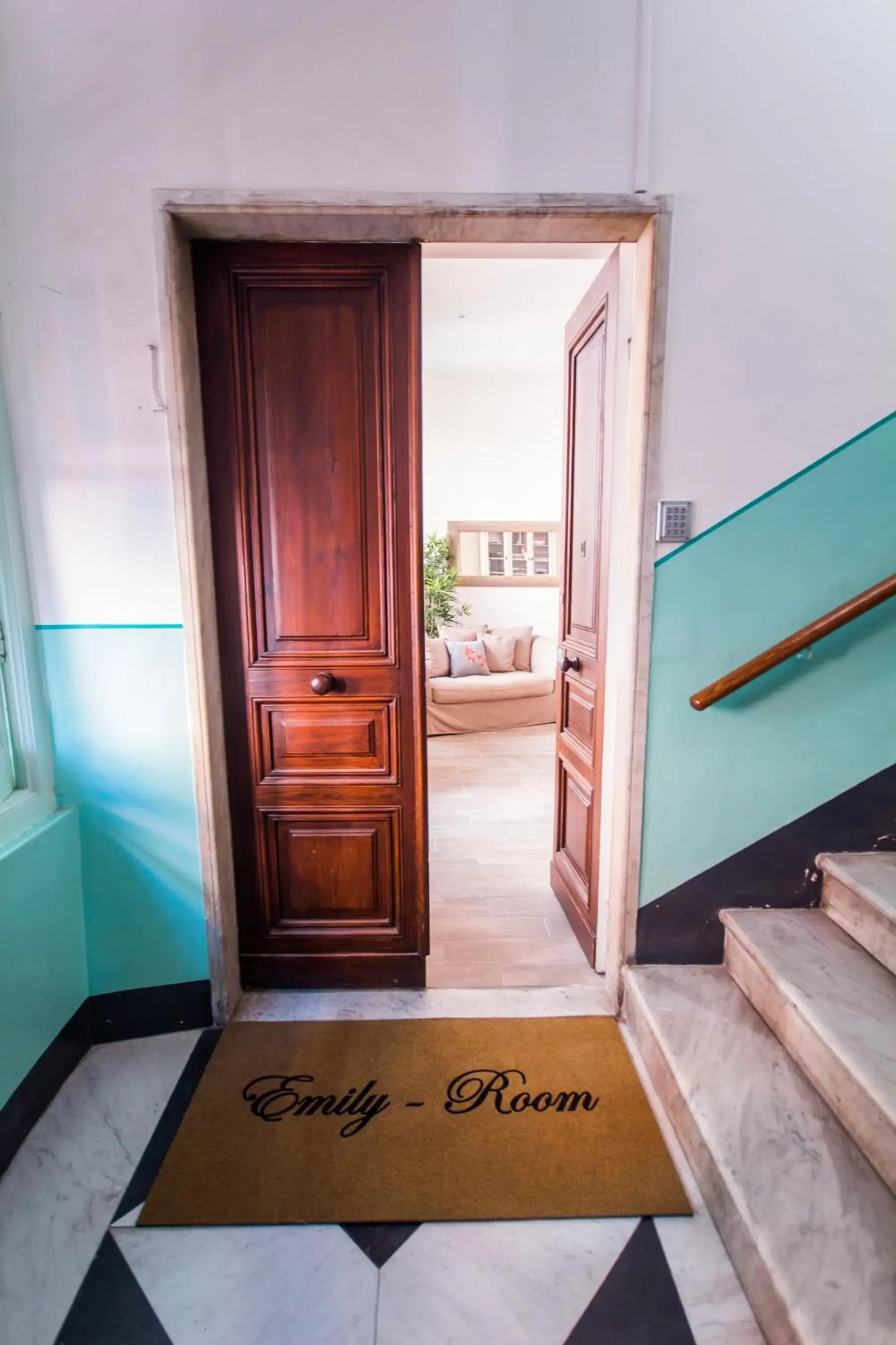 Facade/entrance, Bed in Emily Rooms Facade/entrance, Bed in Emily Rooms