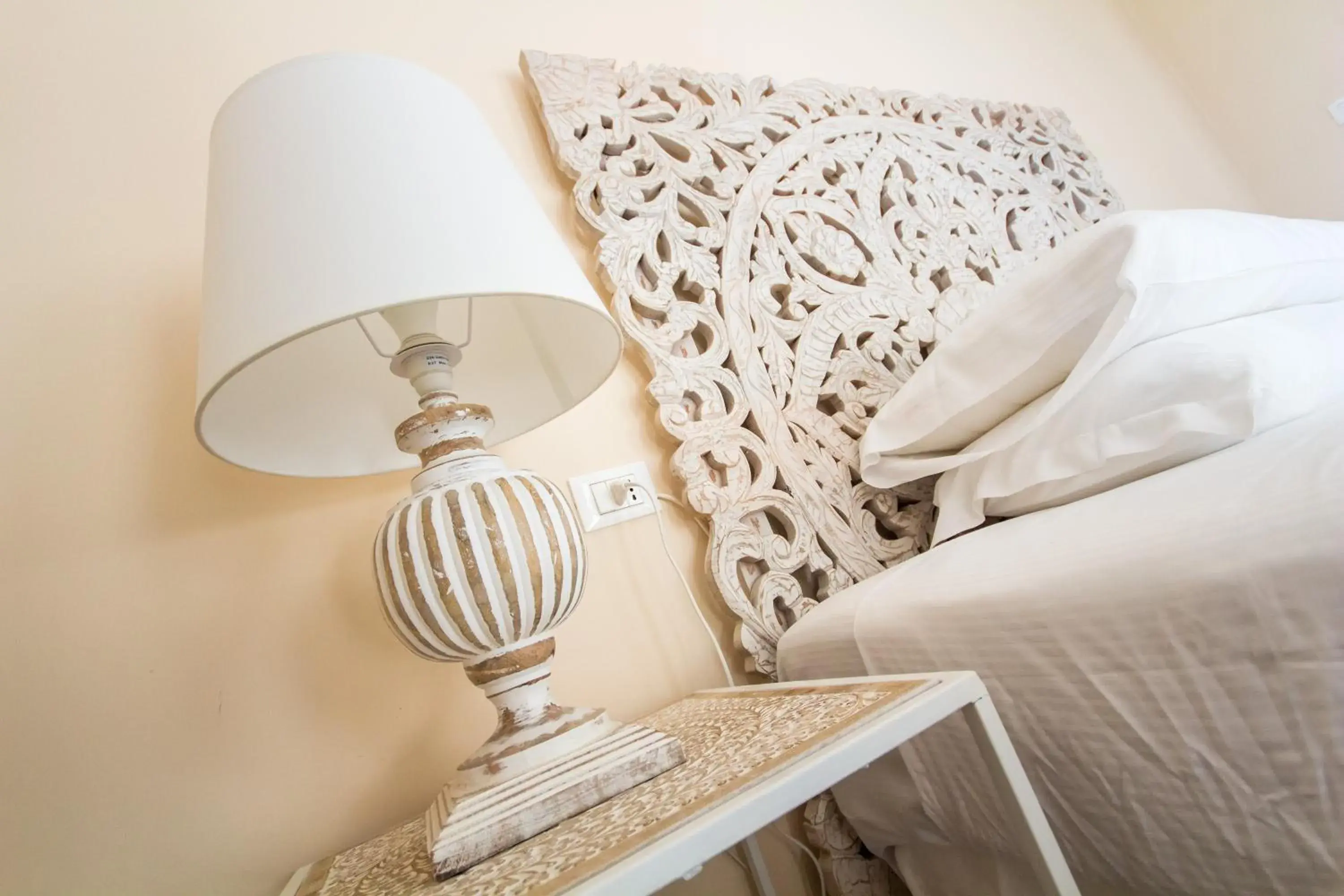 Decorative detail, Bed in Emily Rooms Decorative detail, Bed in Emily Rooms