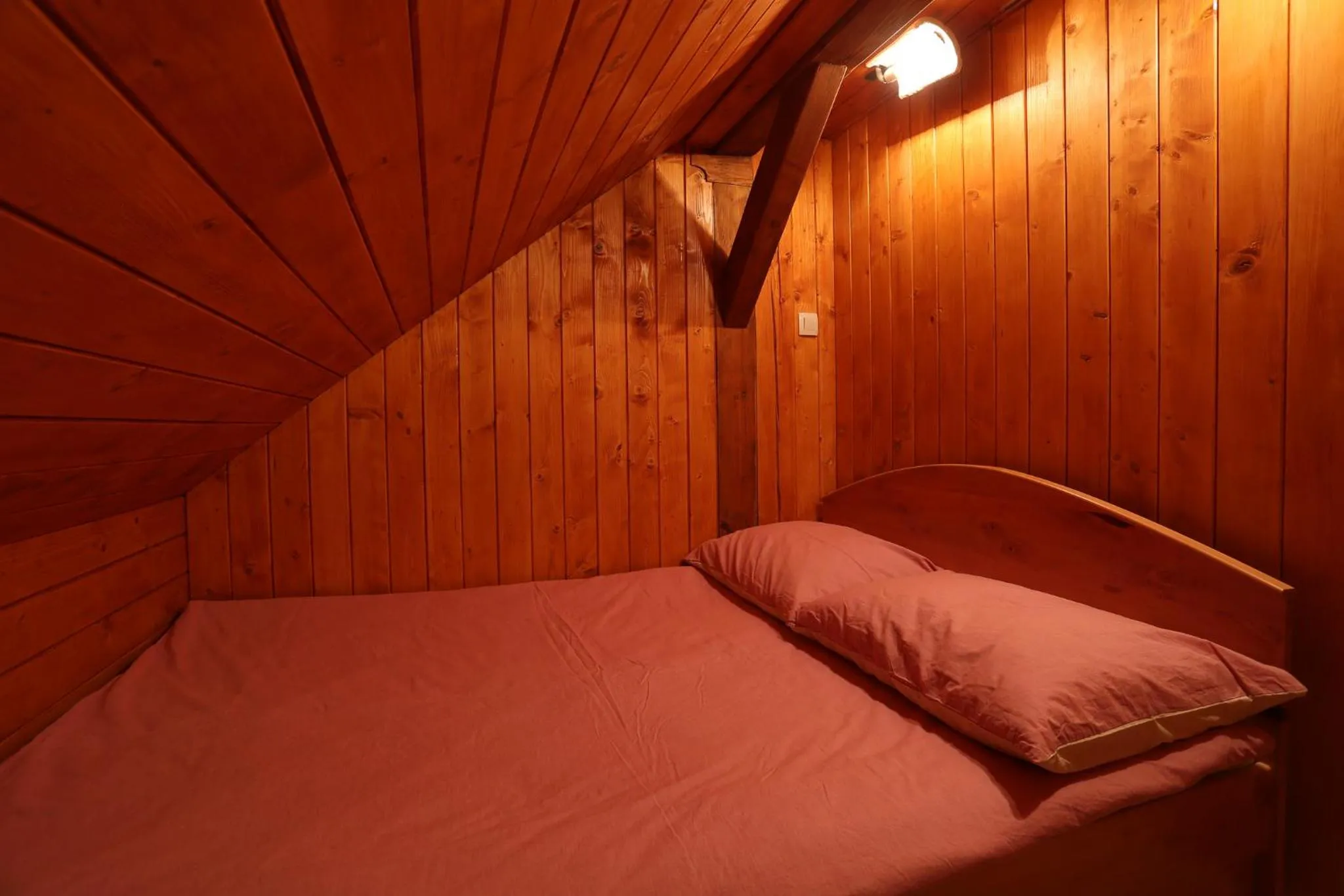 Bedroom, Bed in Vineyard cottage Zidanca med vinogradi
