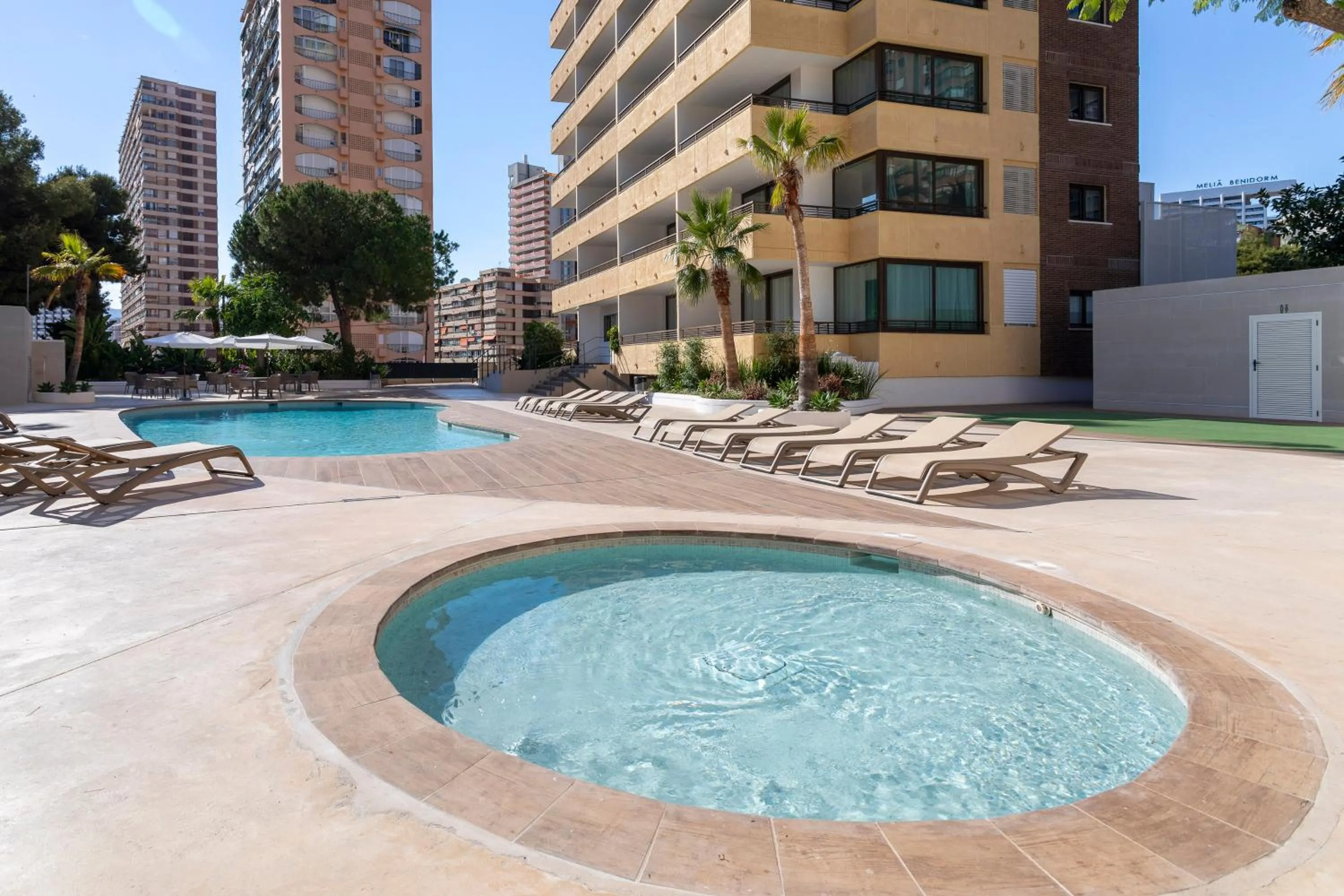 Solarium in Halley Hotel & Apartments Affiliated by Meliá