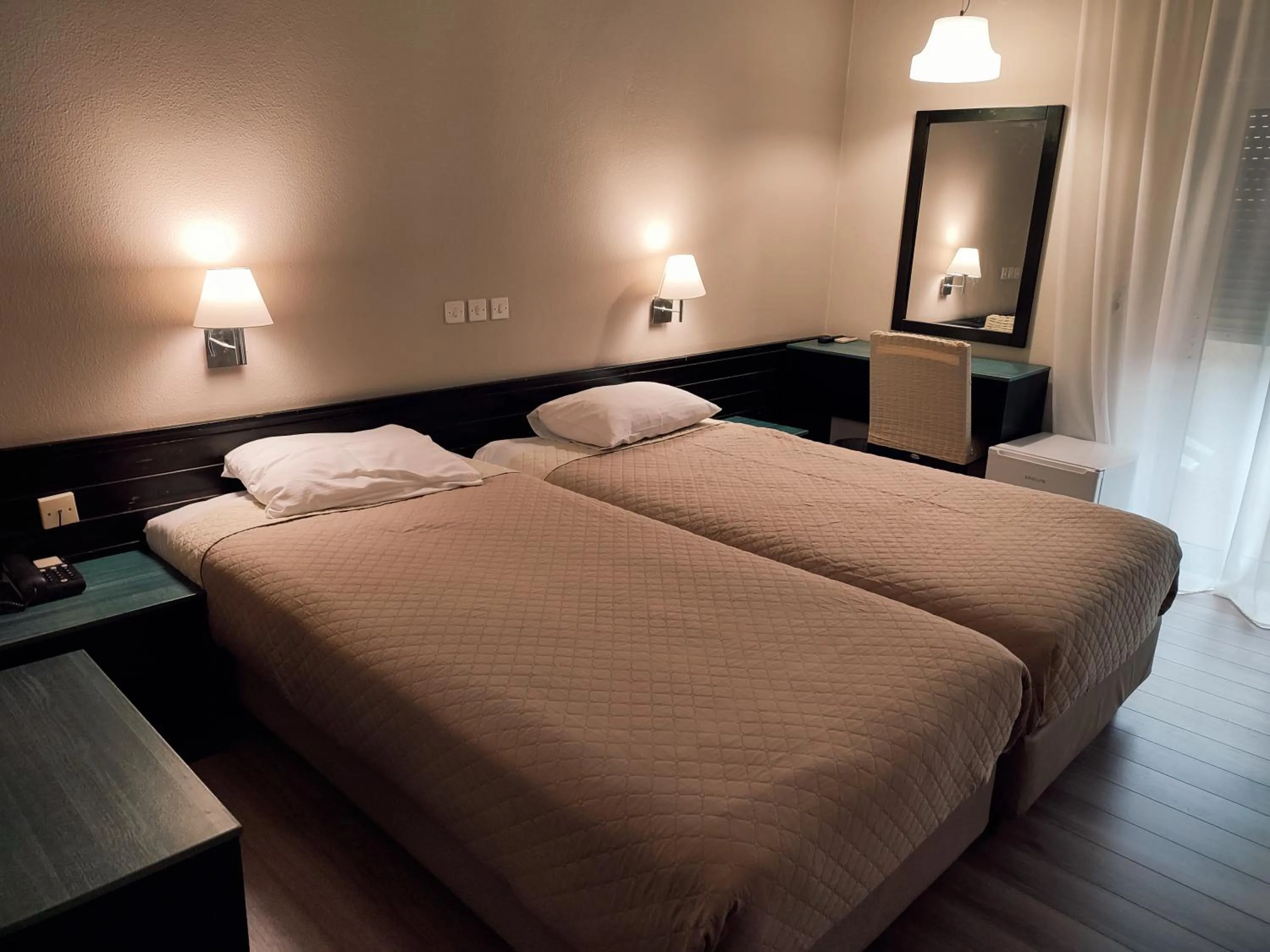 City view, Bed in Plaza Hotel