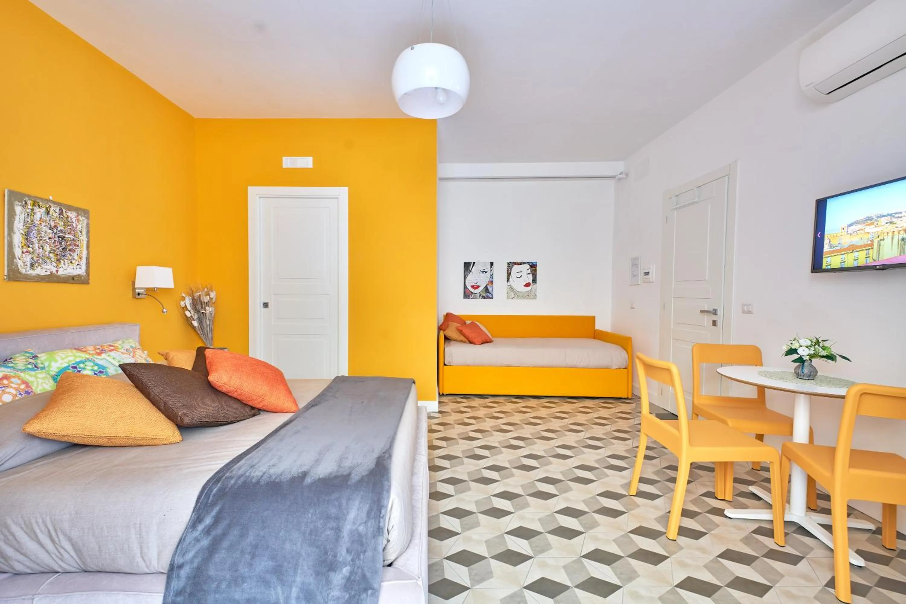 Photo of the whole room, Bed in A Casa del Principe LT