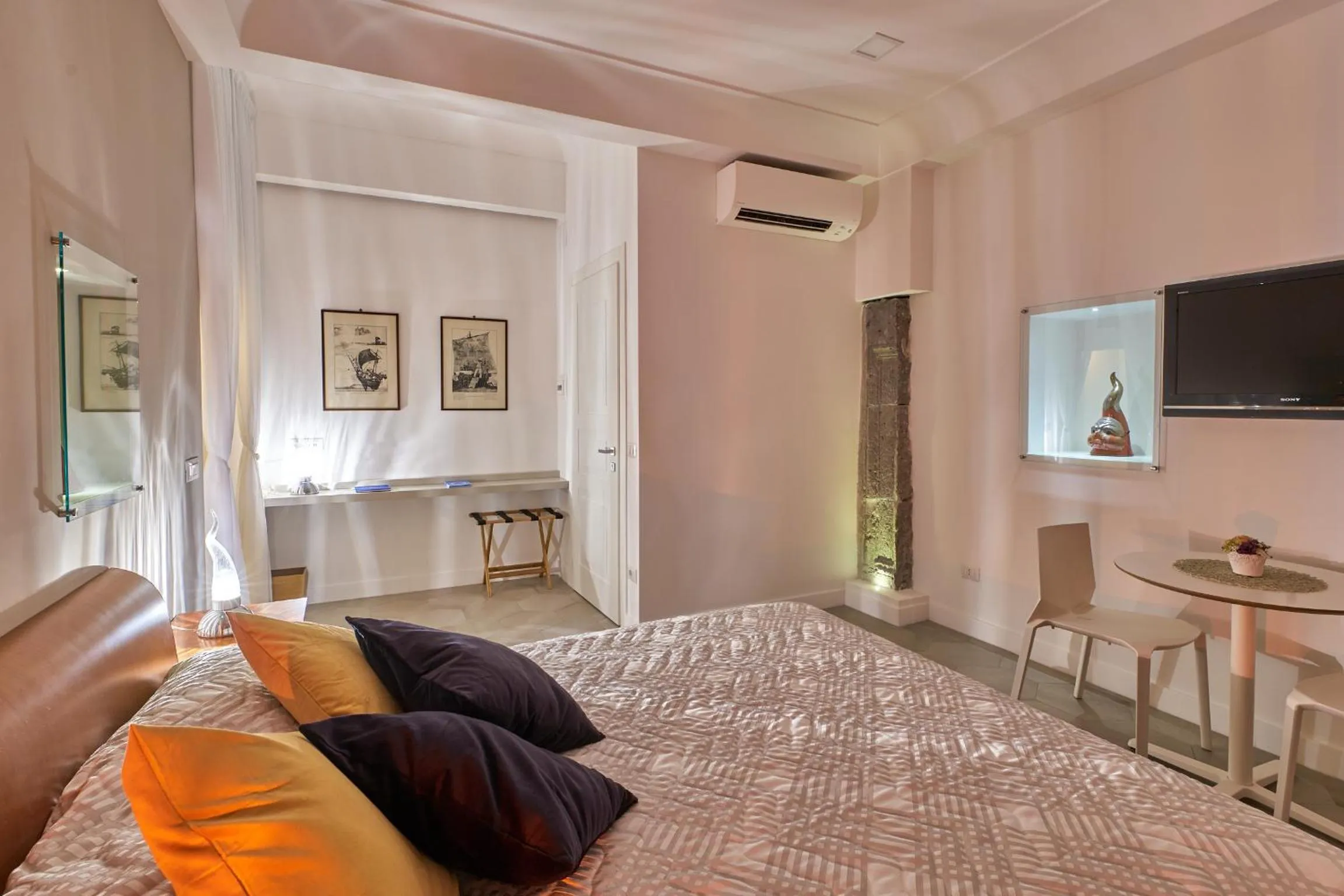 Night, Bed in A Casa del Principe LT