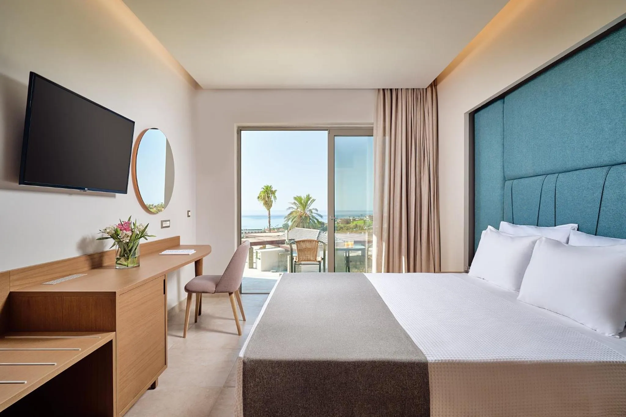 Sea view, Bed in Princess Sun Hotel