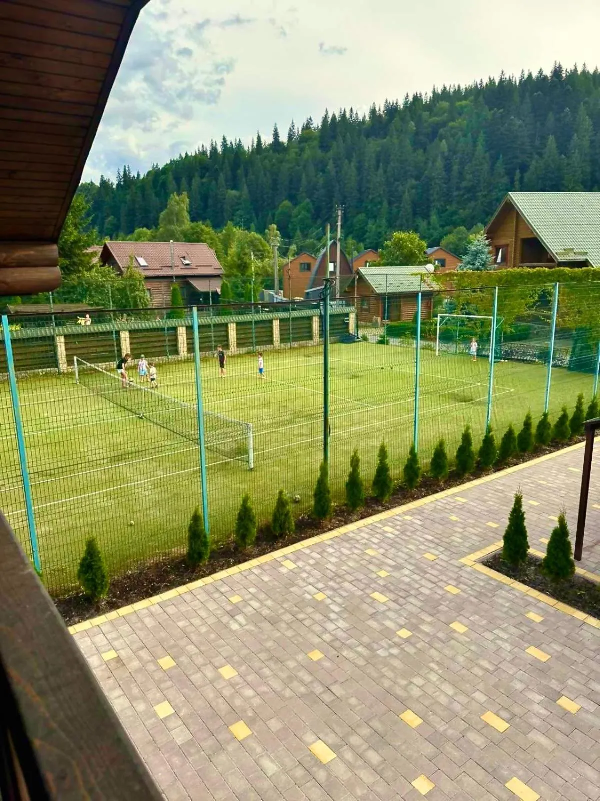 Leoslav Apartments