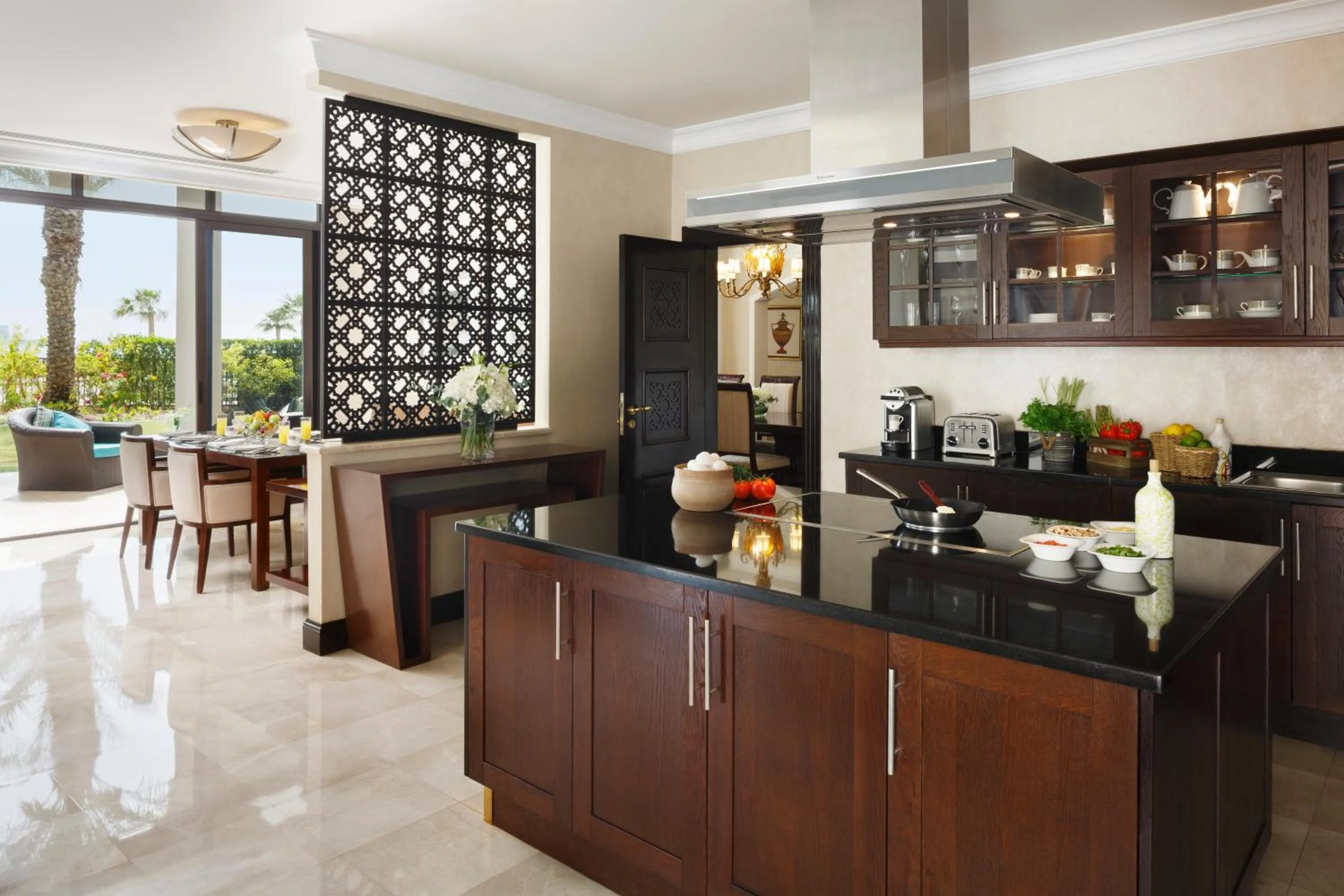 Dining area in Jumeirah Zabeel Saray Dubai