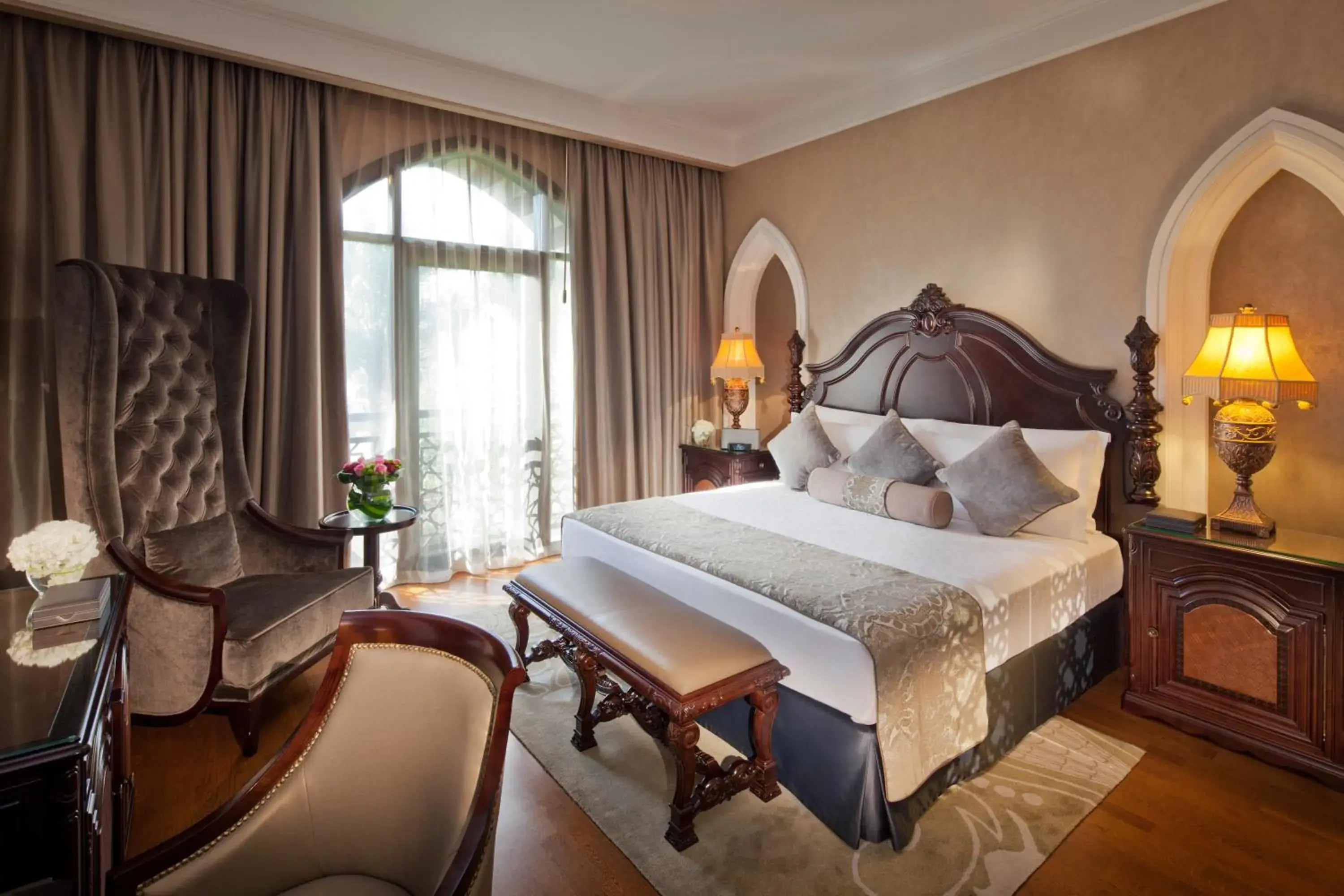 Photo of the whole room, Bed in Jumeirah Zabeel Saray Dubai Photo of the whole room, Bed in Jumeirah Zabeel Saray Dubai