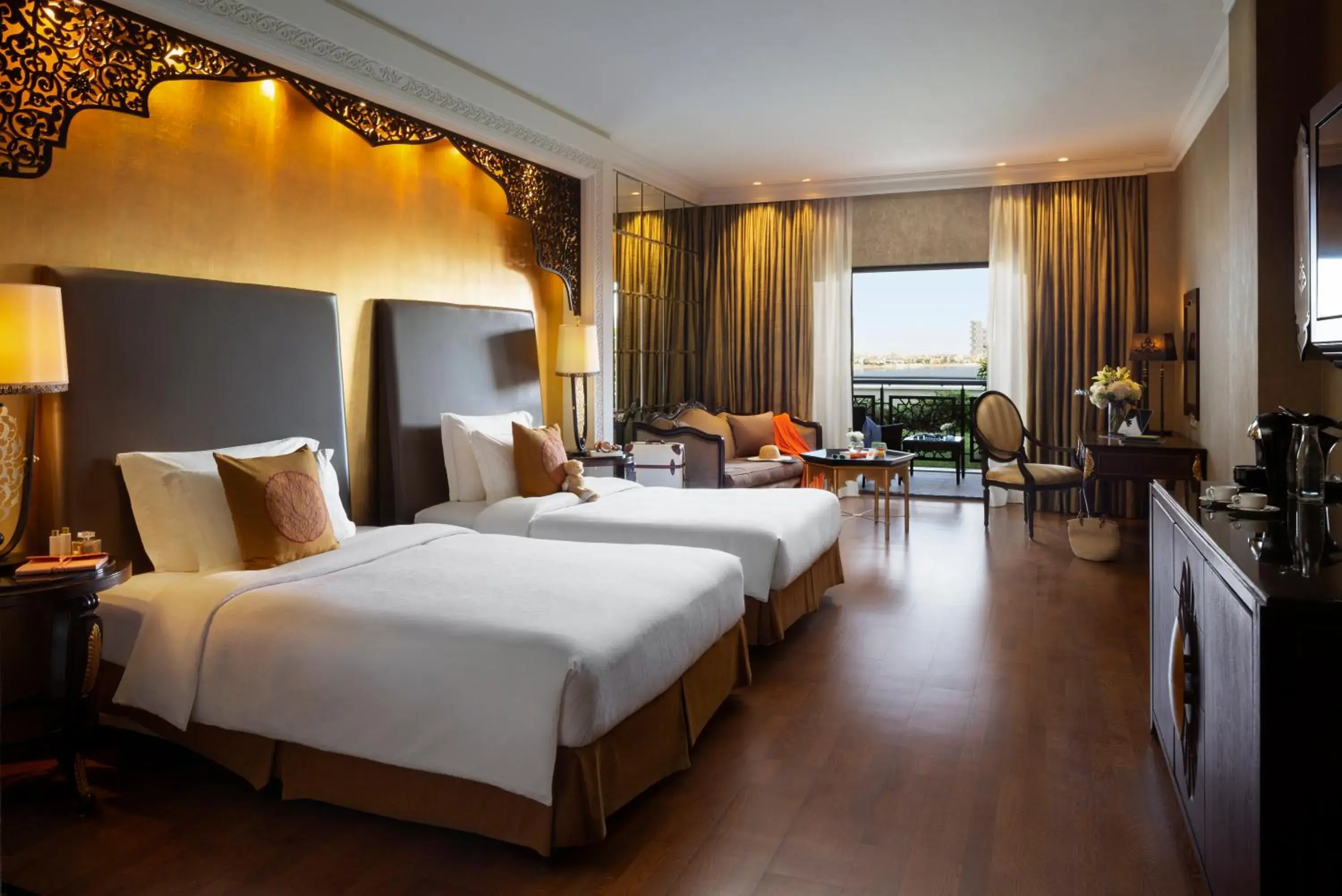 Bed in Jumeirah Zabeel Saray Dubai Bed in Jumeirah Zabeel Saray Dubai