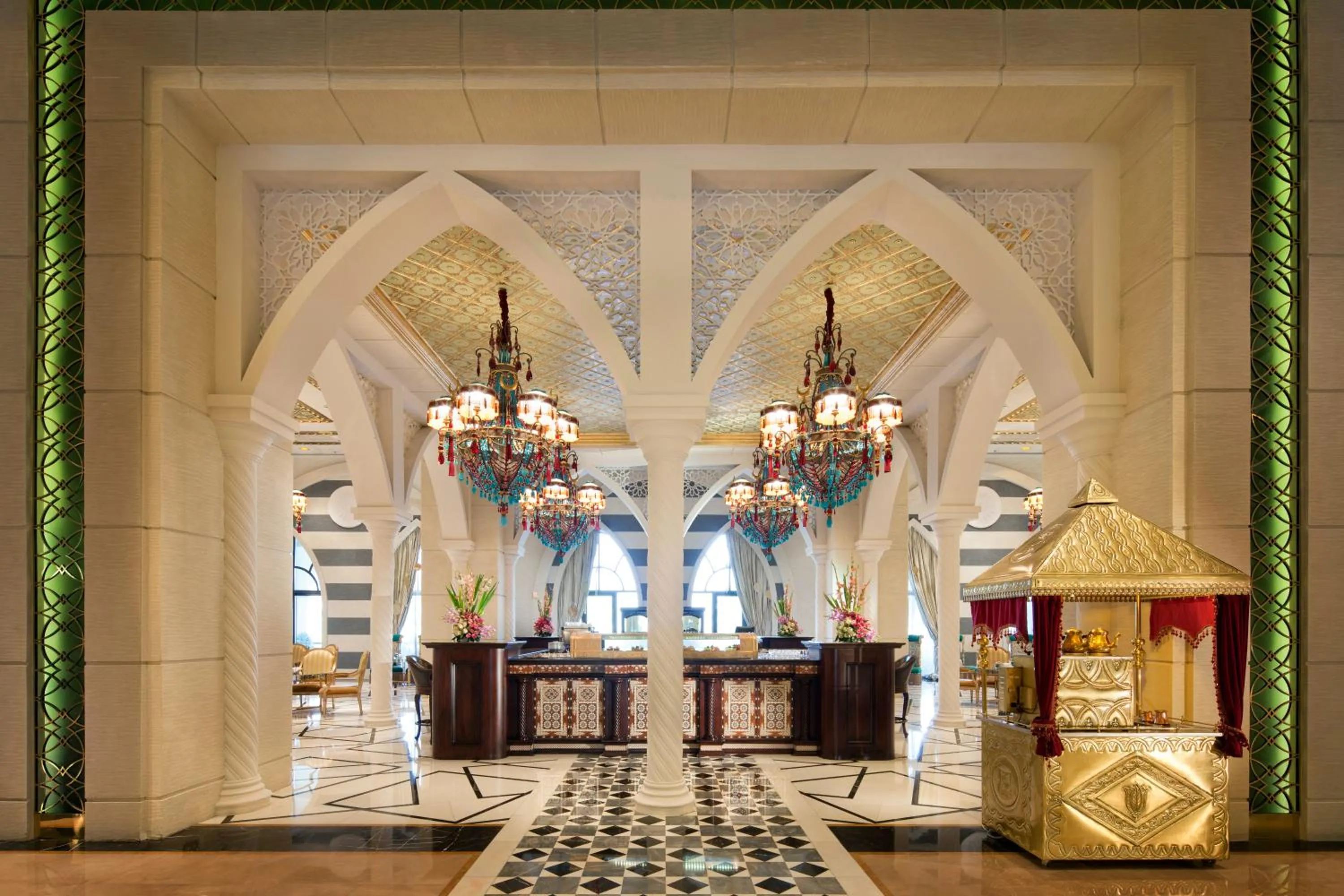 Lobby or reception in Jumeirah Zabeel Saray Dubai