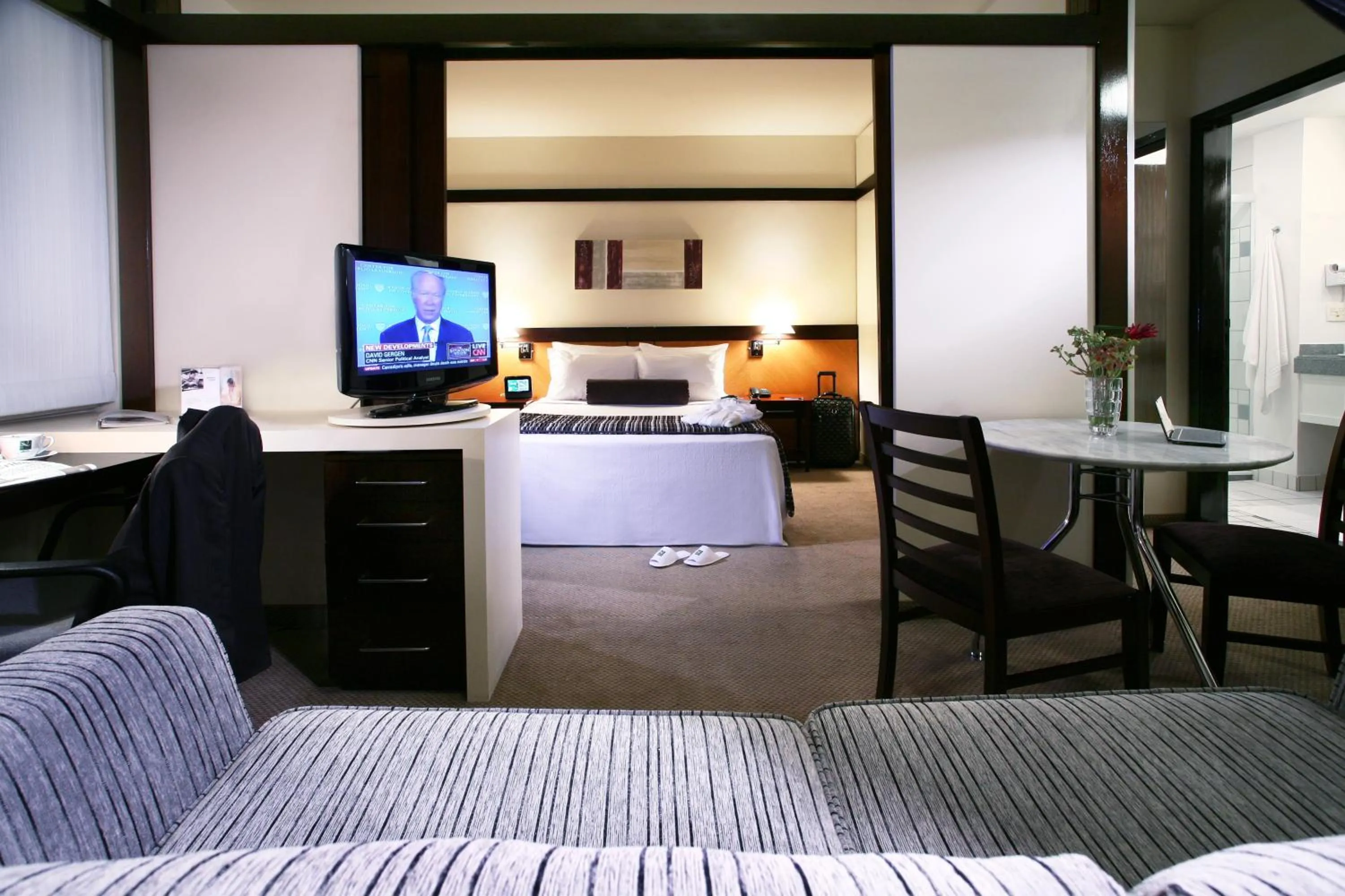 Bathroom in Quality Suites Alphaville