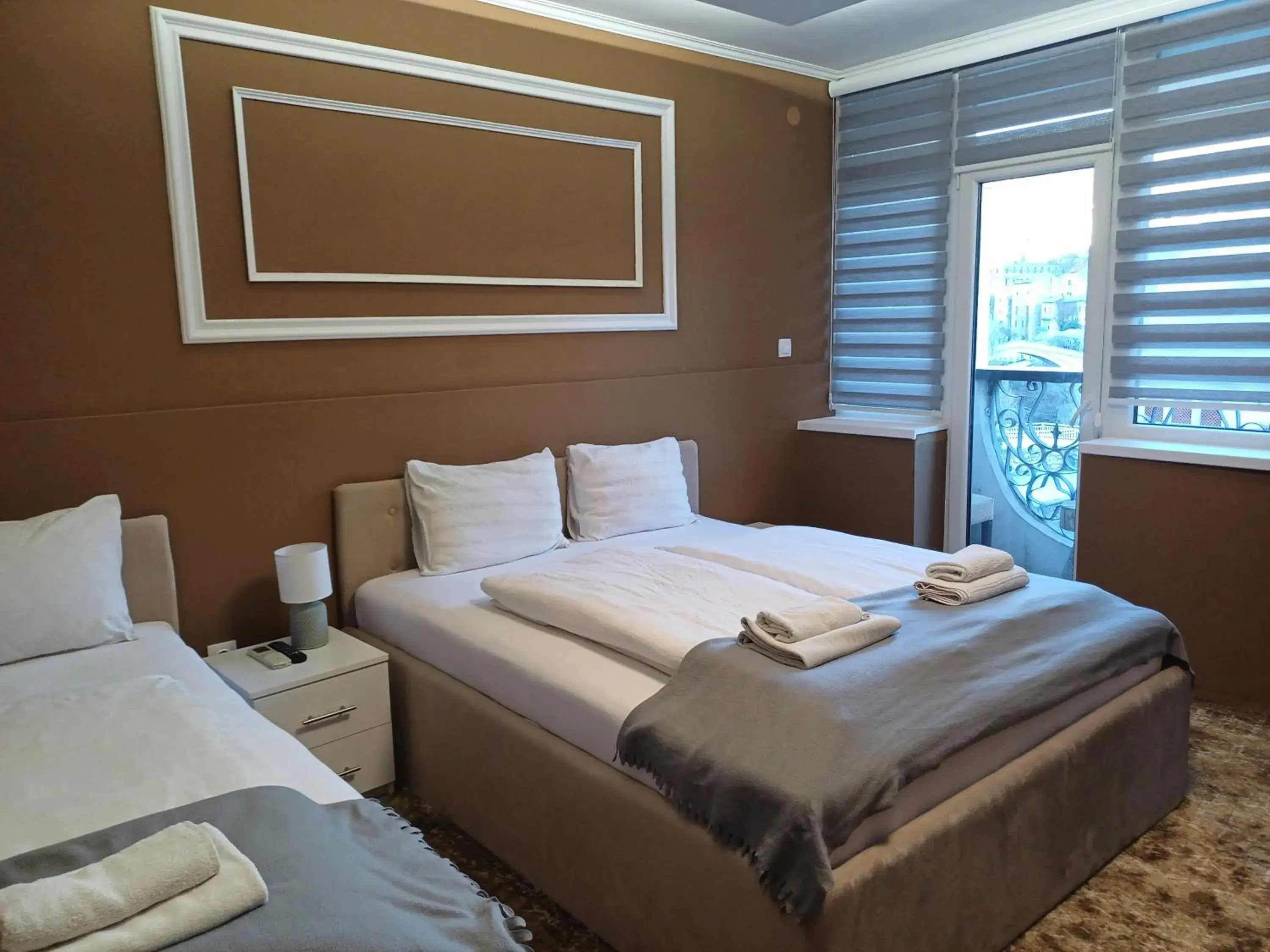 Quadruple Room in Villa Anri Quadruple Room in Villa Anri