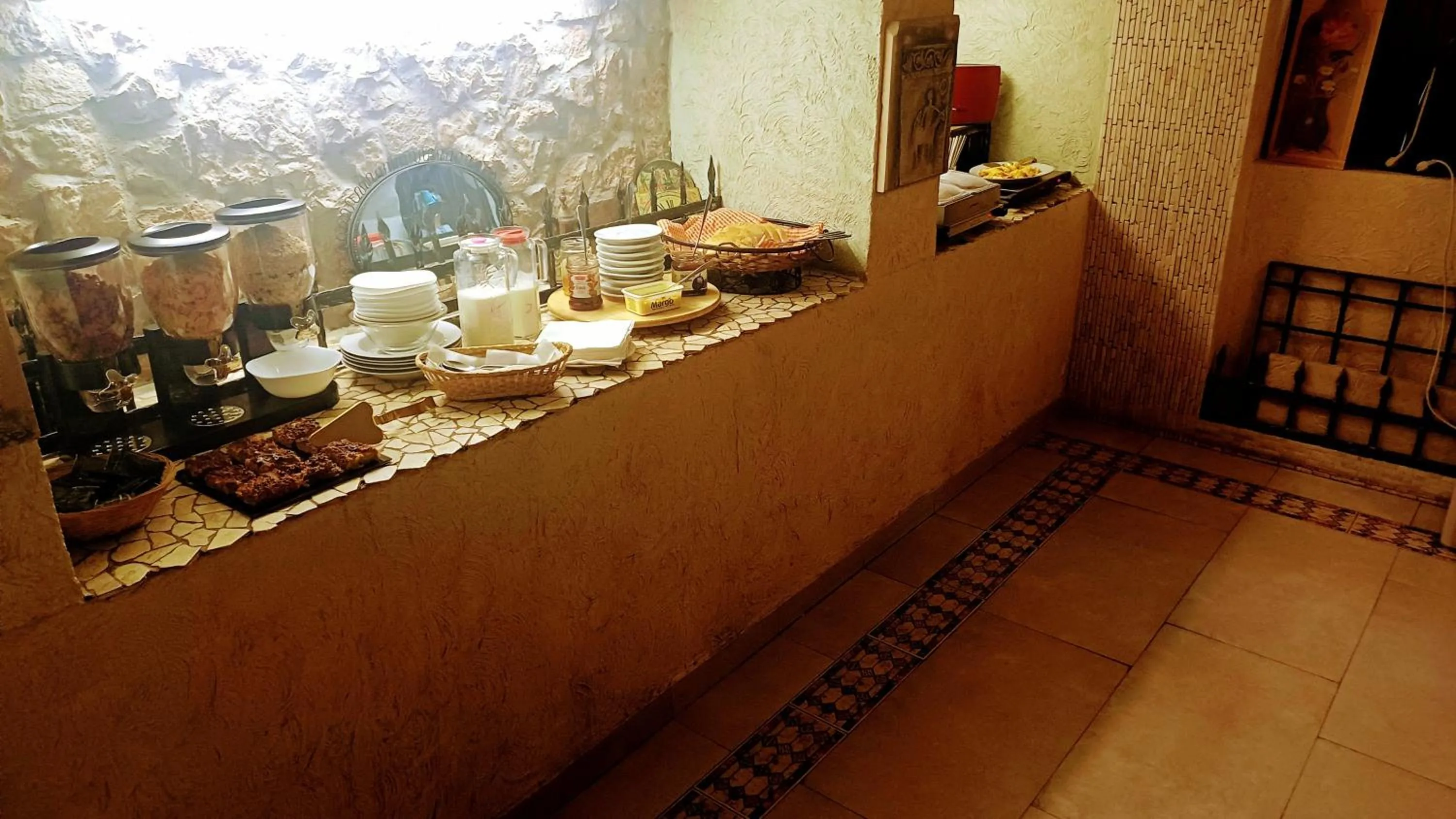 Breakfast in Villa Anri