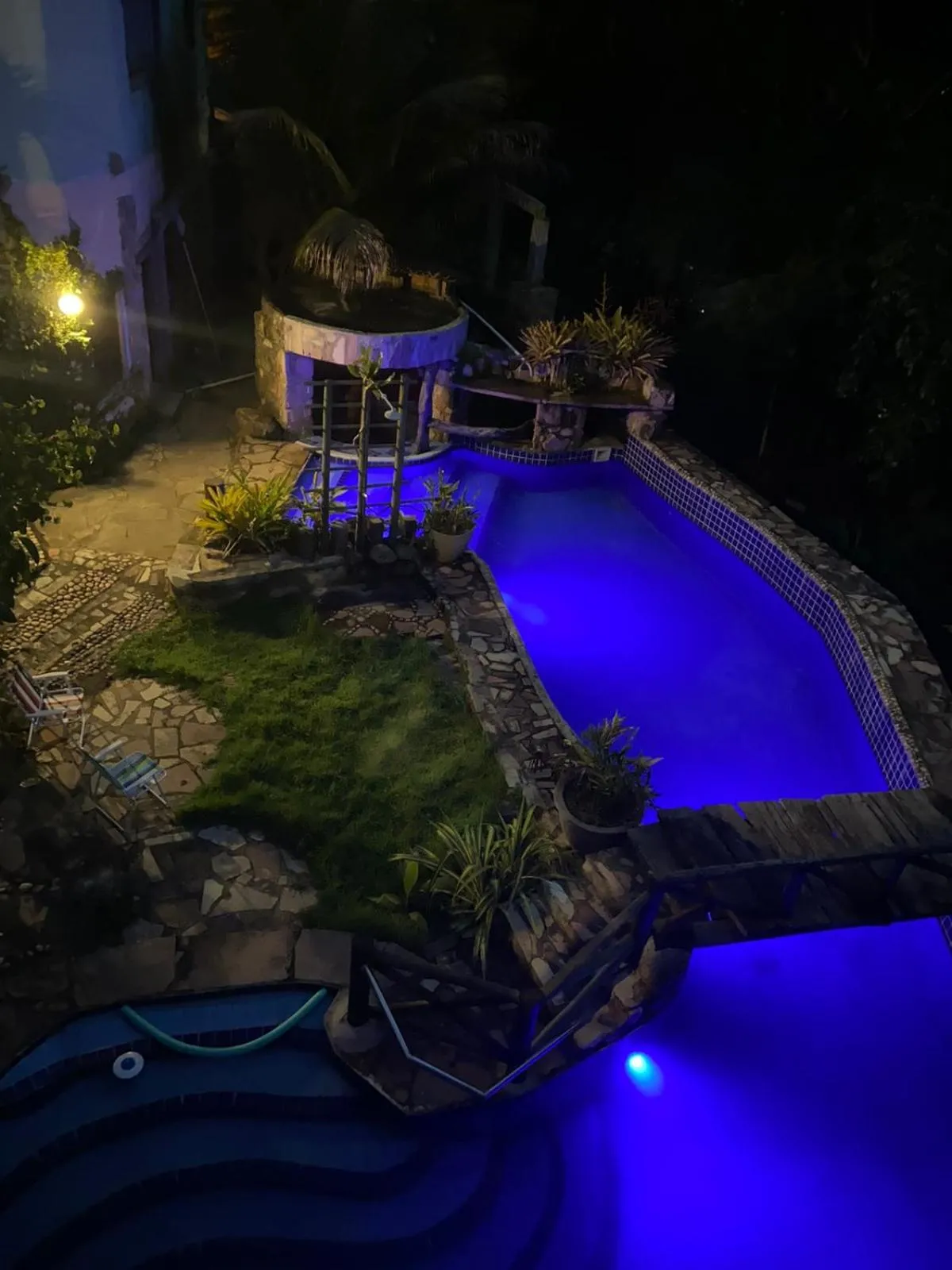 Swimming pool in Pousada Encontro de Rios