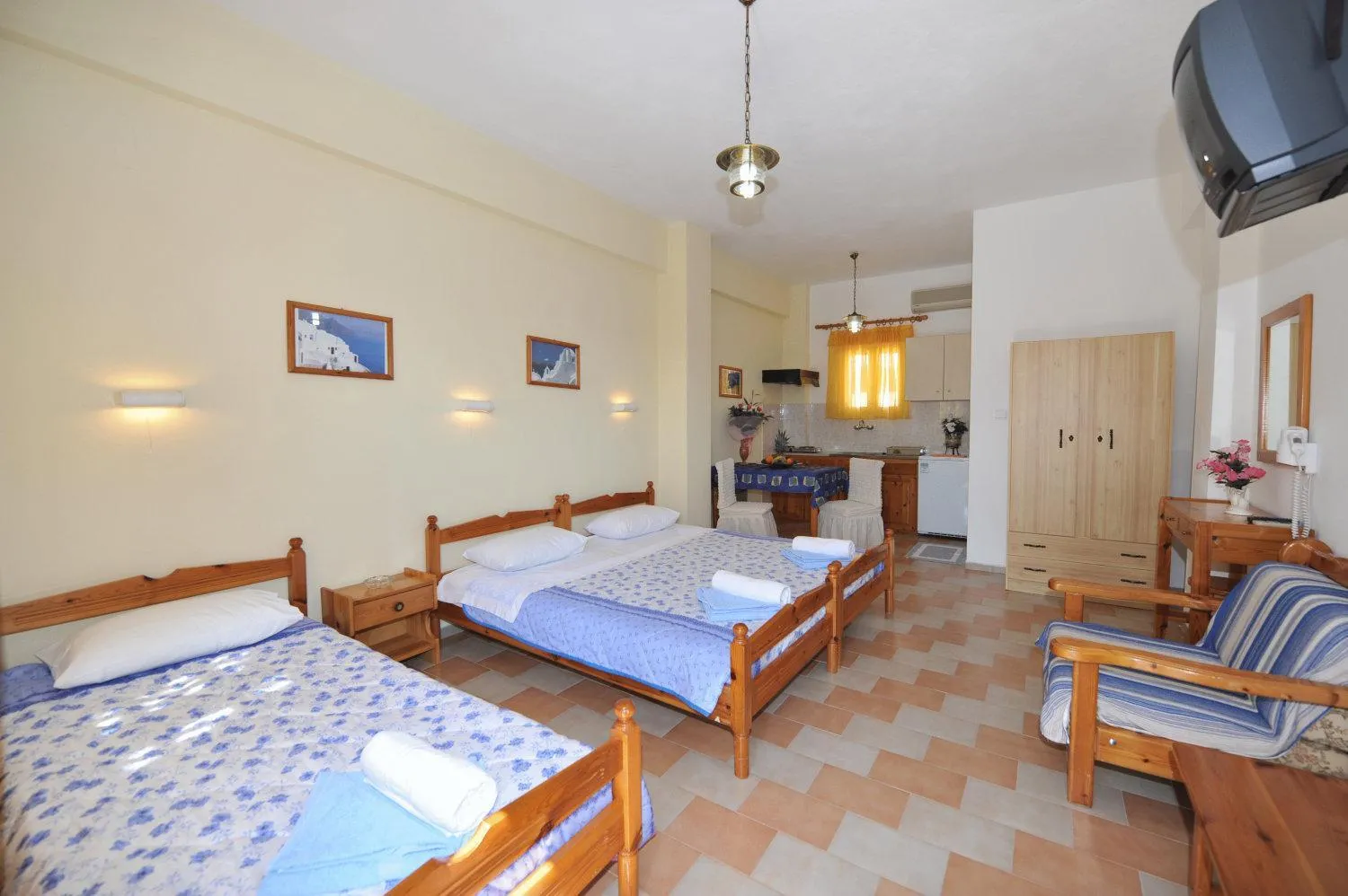 DARZENTA ATHINA APARTMENTS Perivolos