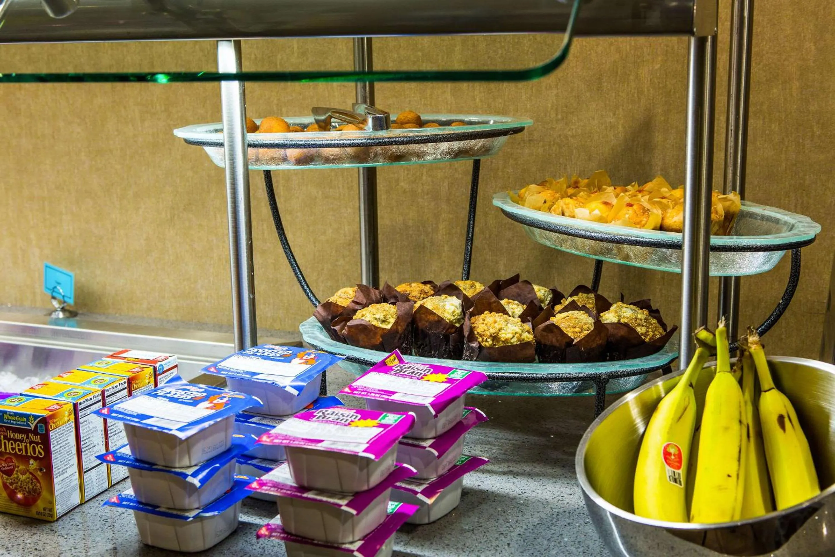 Breakfast in Cambria Hotel Raleigh-Durham Airport