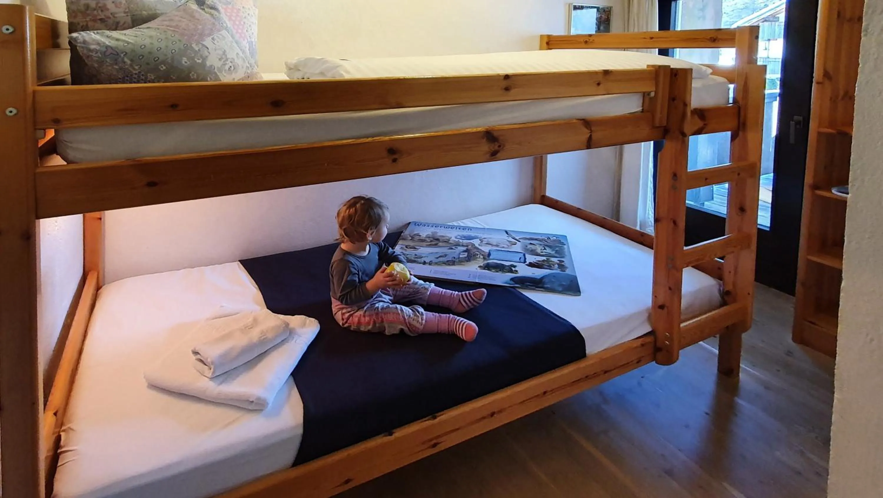 bunk bed, Bed in Schmiedhof