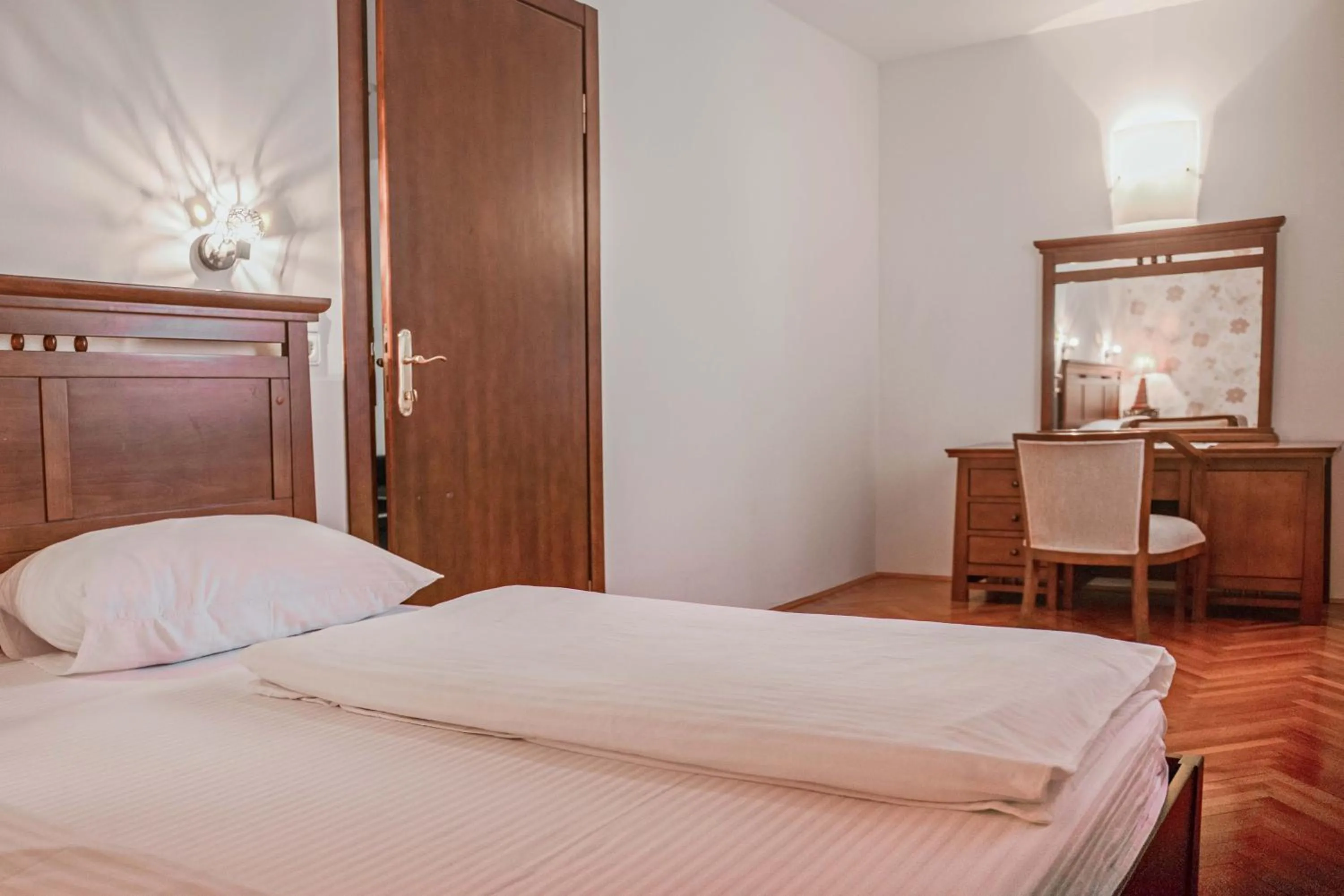 Bed in Hotel Pahuljica