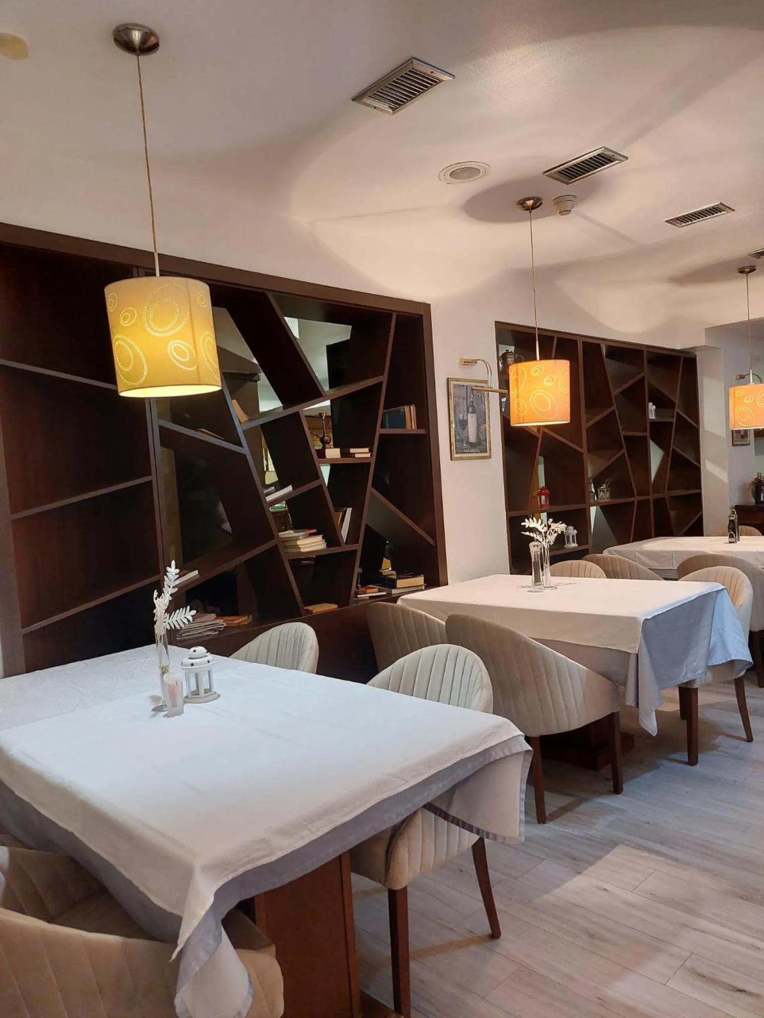 Restaurant/places to eat in Hotel Pahuljica